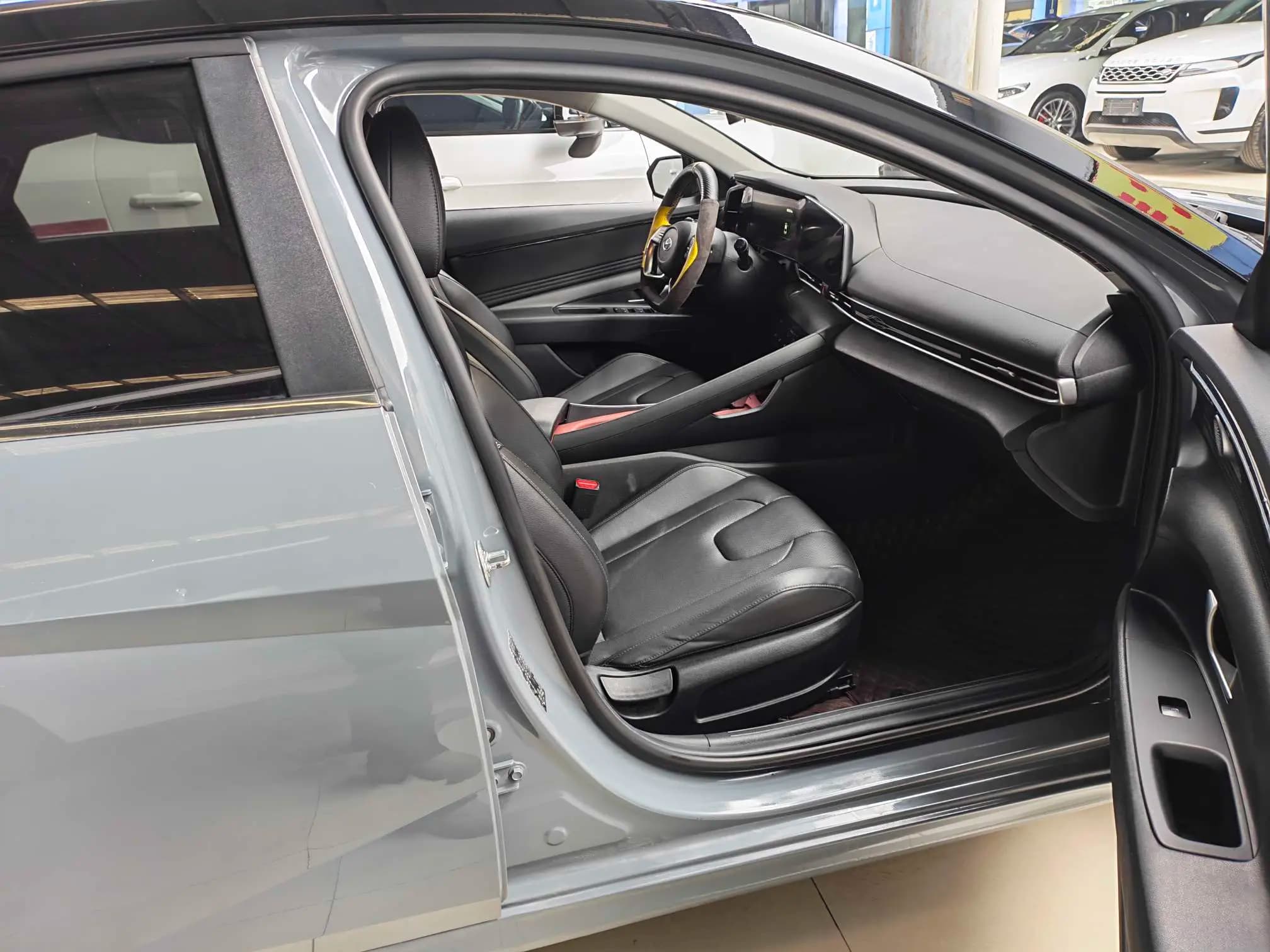 Hyundai Elantra 2021 г. 88046 км. — фото 8