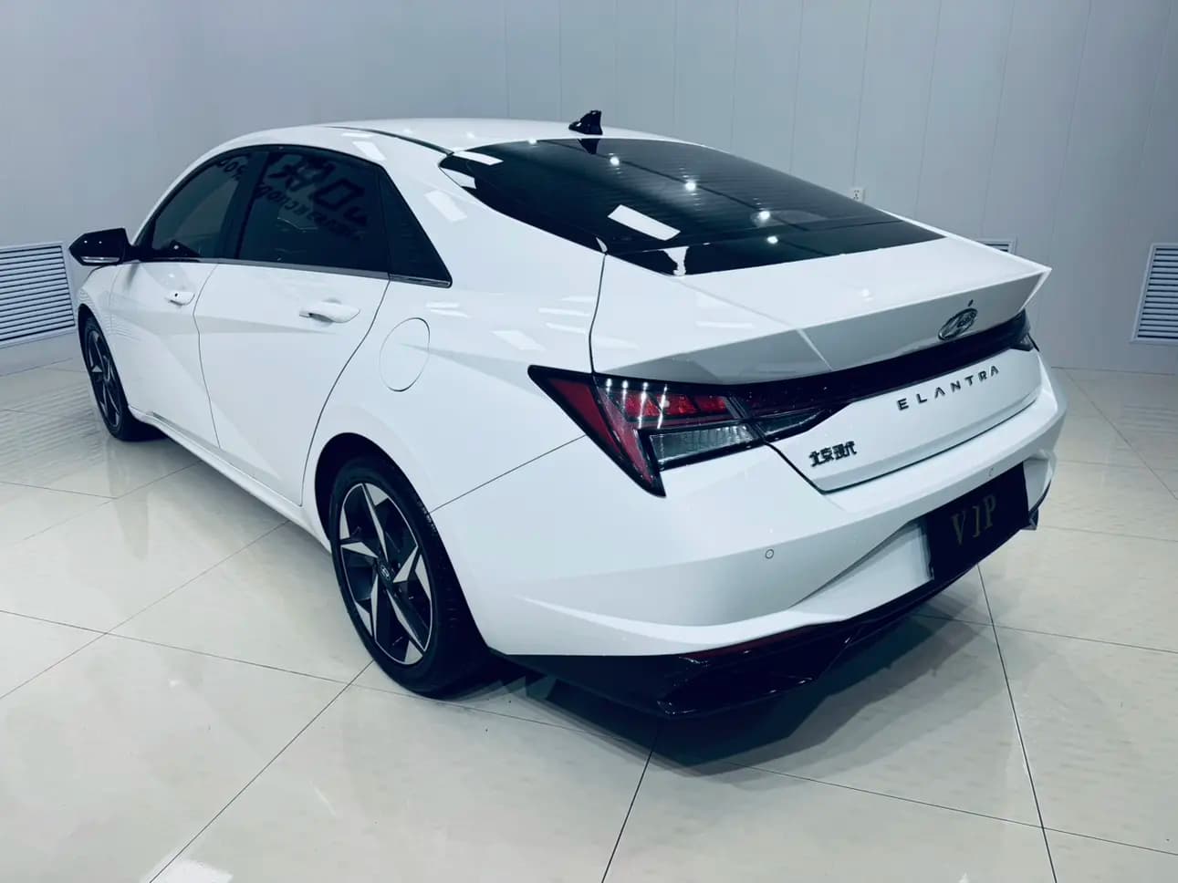 Hyundai Elantra 2021 г. 40047 км. — фото 4