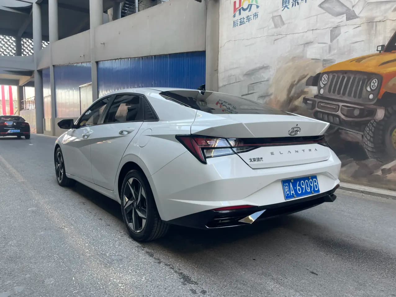 Hyundai Elantra 2023 г. 36051 км. — фото 5