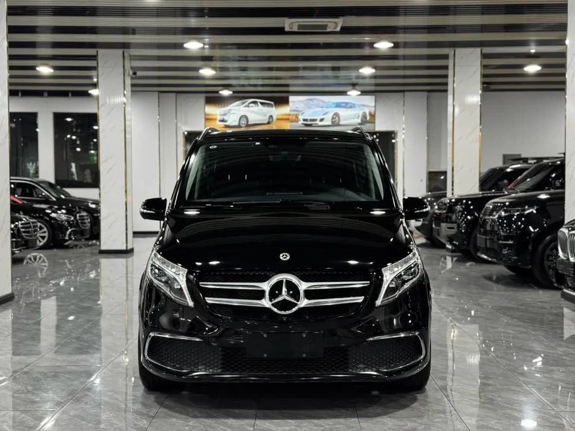 Mercedes-Benz Mercedes Benz V Class 2021 г. 69029 км. — фото 2