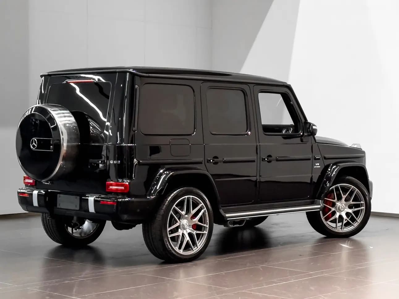 Mercedes-Benz G-Class AMG 2023 г. 5902 км. — фото 6