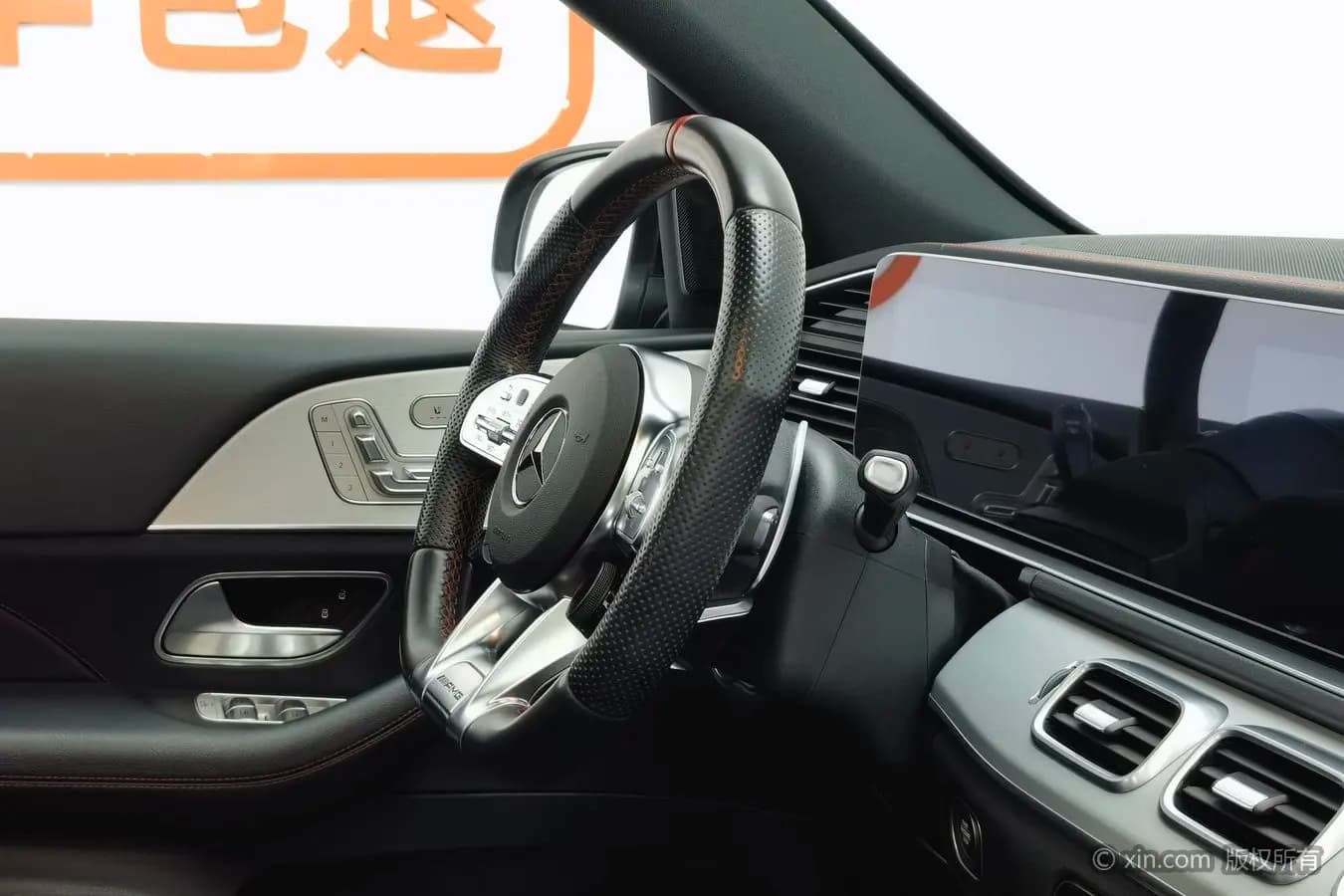 Mercedes-Benz GLE AMG 2023 г. 49445 км. — фото 12