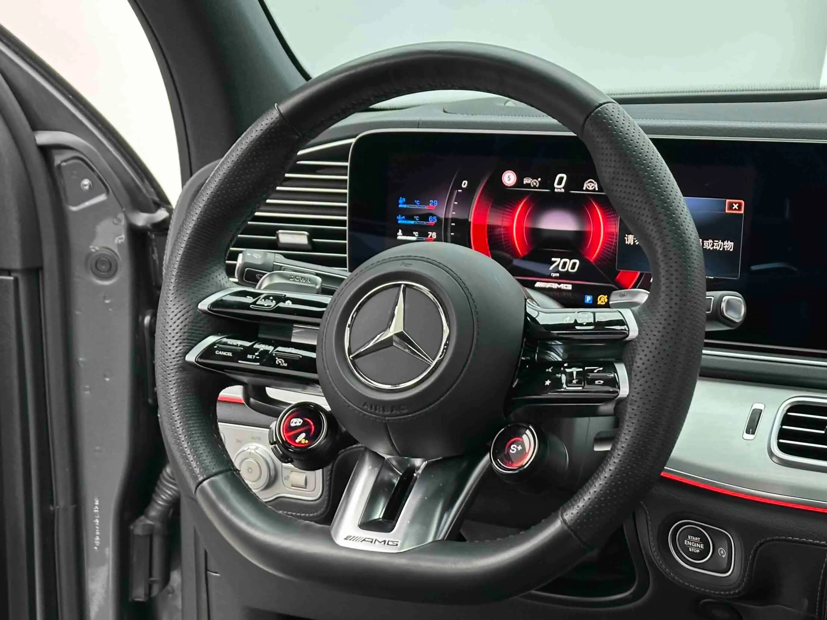 Mercedes-Benz GLE AMG 2025 г. 39146 км. — фото 10