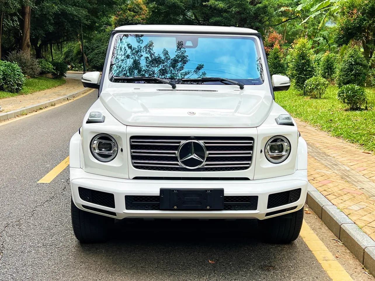 Mercedes-Benz Mercedes Benz G Class 2023 г. 30058 км. — фото 2