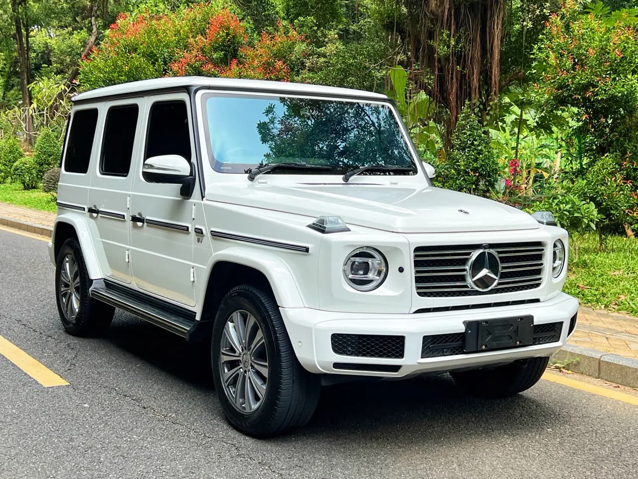 Mercedes-Benz Mercedes Benz G Class 2023 г. 30058 км. — фото 3