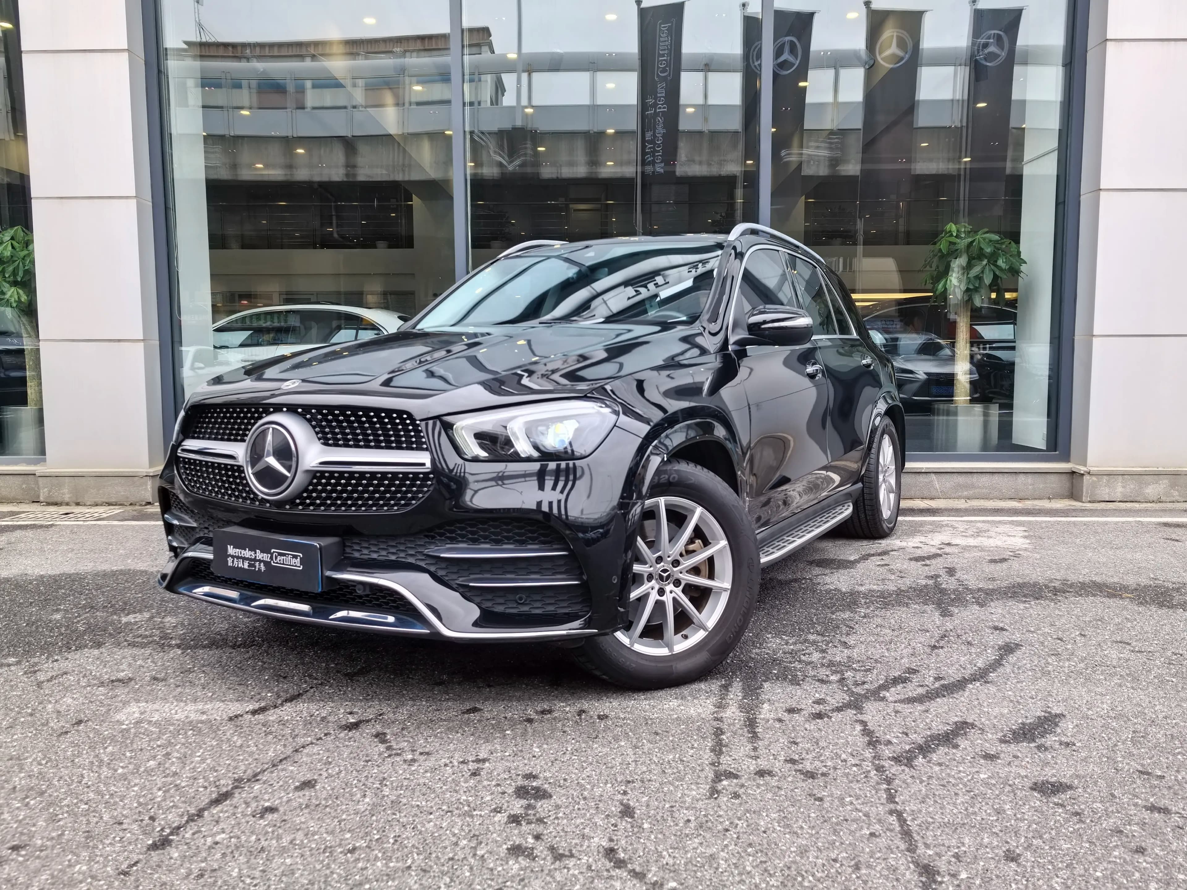 Mercedes-Benz GLE 2021 г. 63125 км.