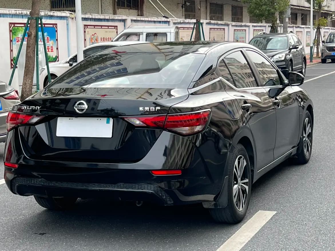 Nissan Sylphy 2022 г. 44072 км. — фото 4