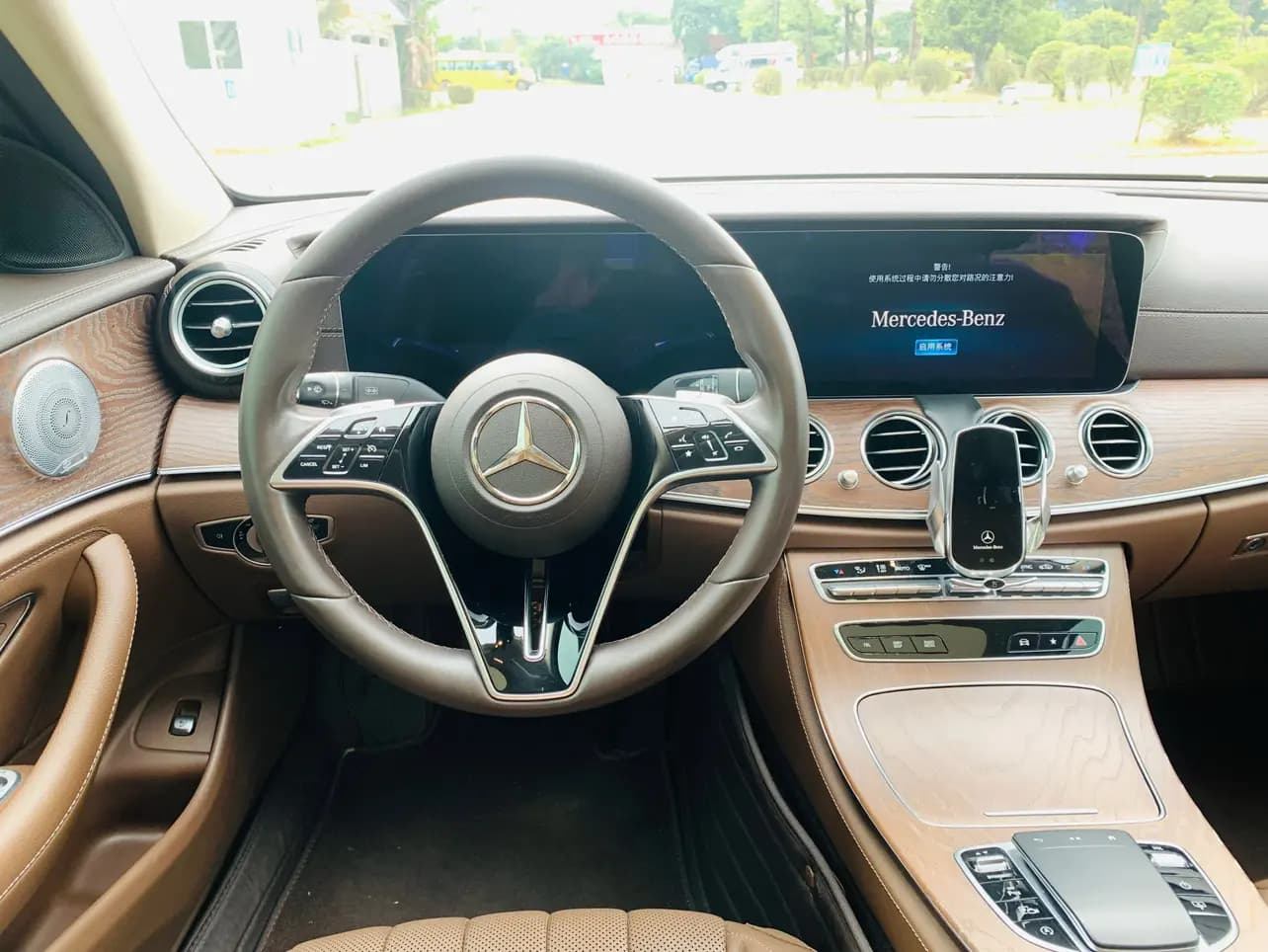Mercedes-Benz E-Class 2021 г. 93004 км. — фото 4