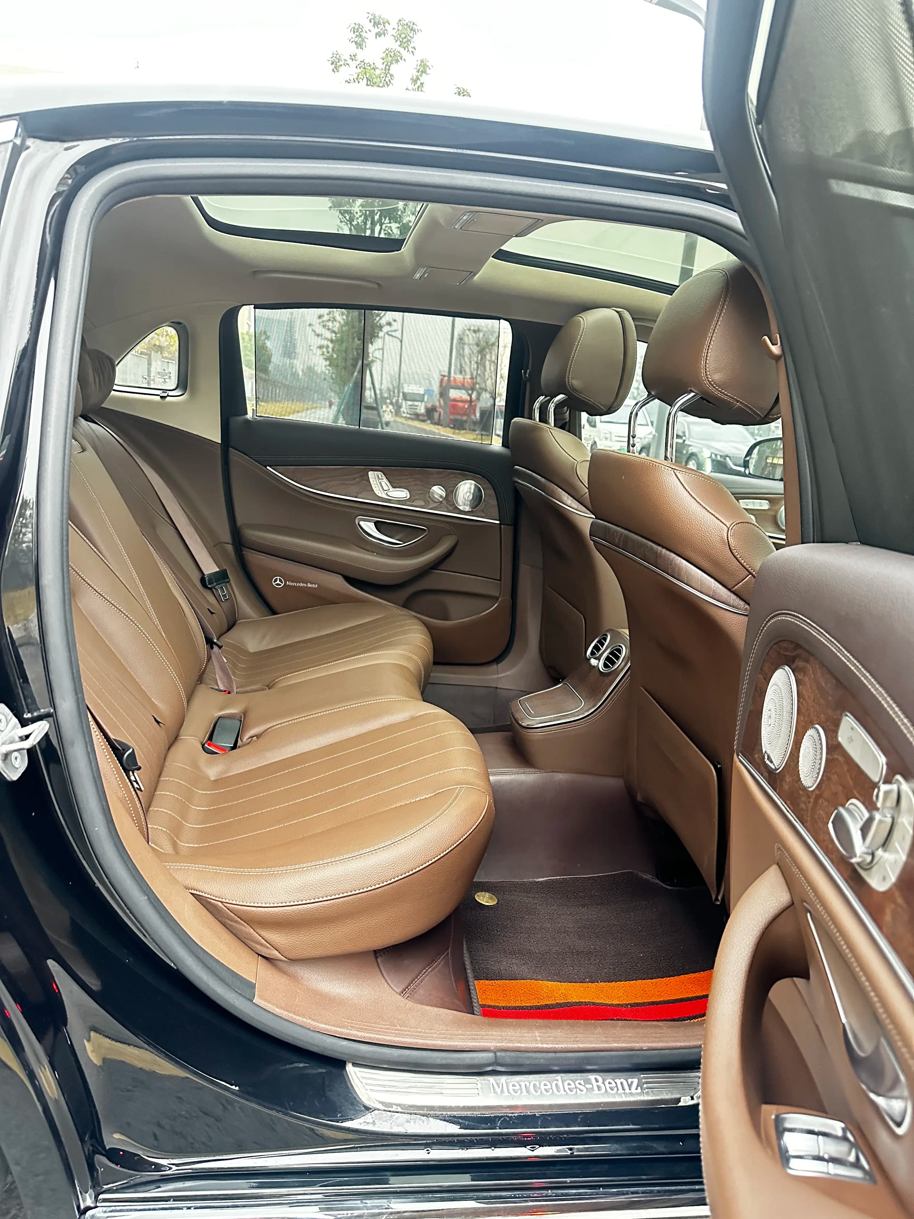 Mercedes-Benz E-Class 2021 г. 42028 км. — фото 18