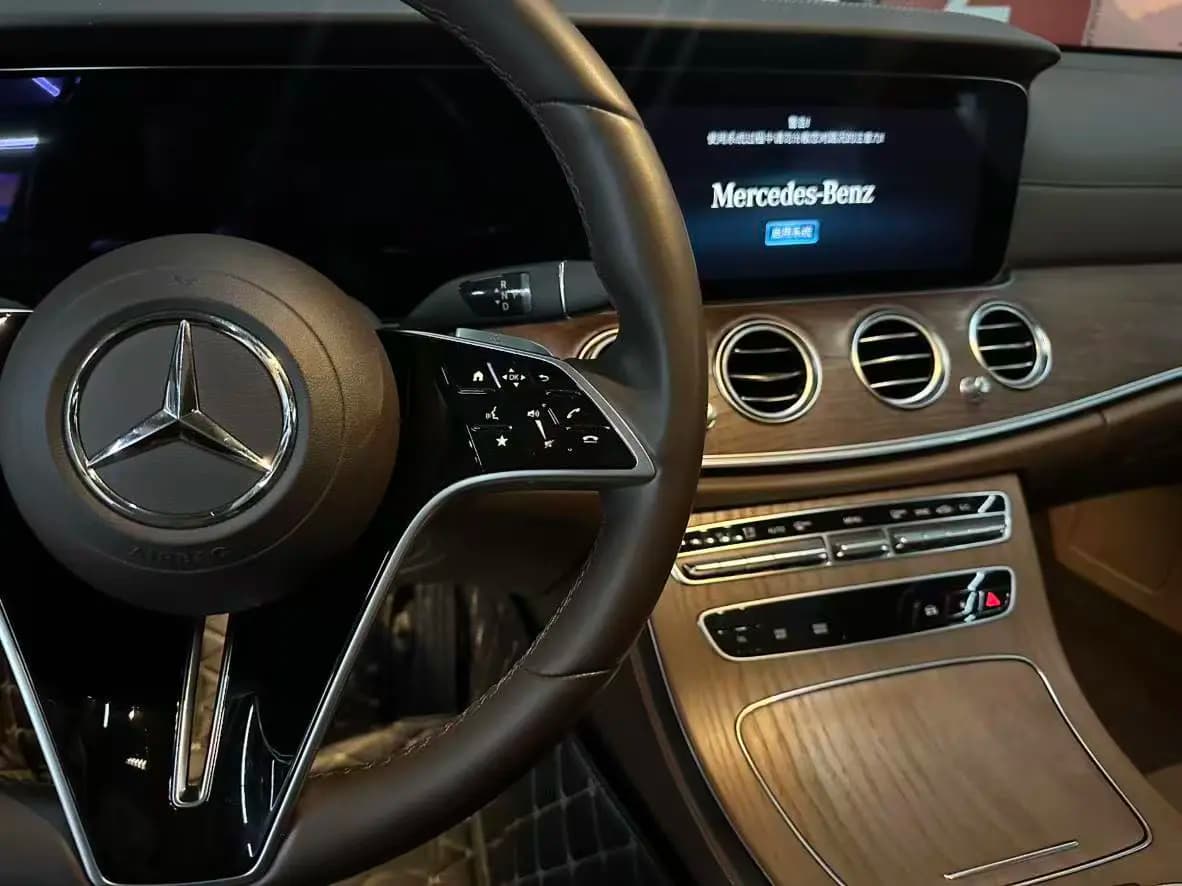 Mercedes-Benz E-Class 2022 г. 58070 км. — фото 4