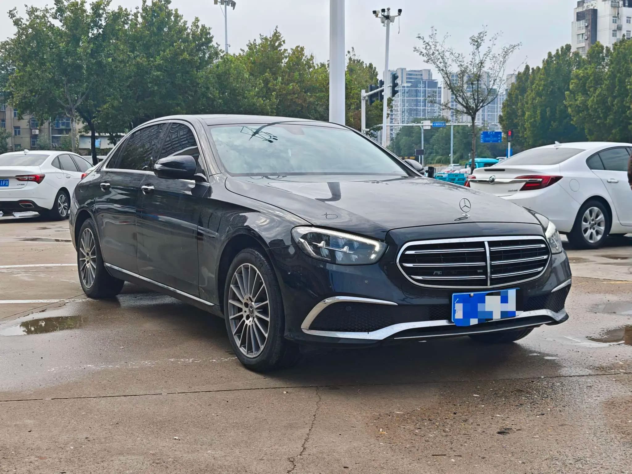 Mercedes-Benz E-Class 2022 г. 76672 км. — фото 3