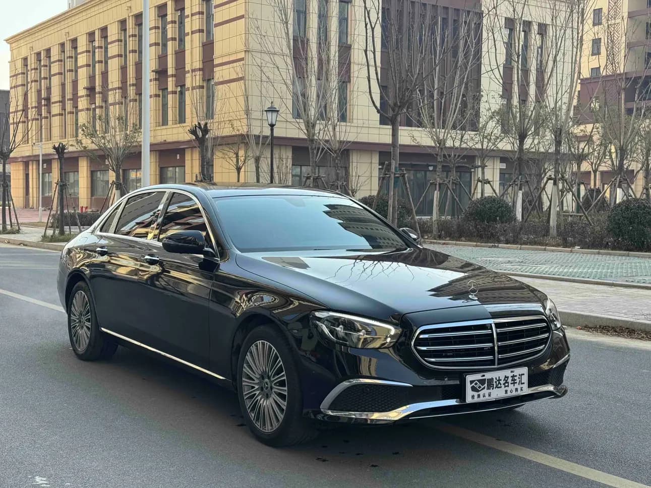 Mercedes-Benz E-Class 2021 г. 83008 км. — фото 3