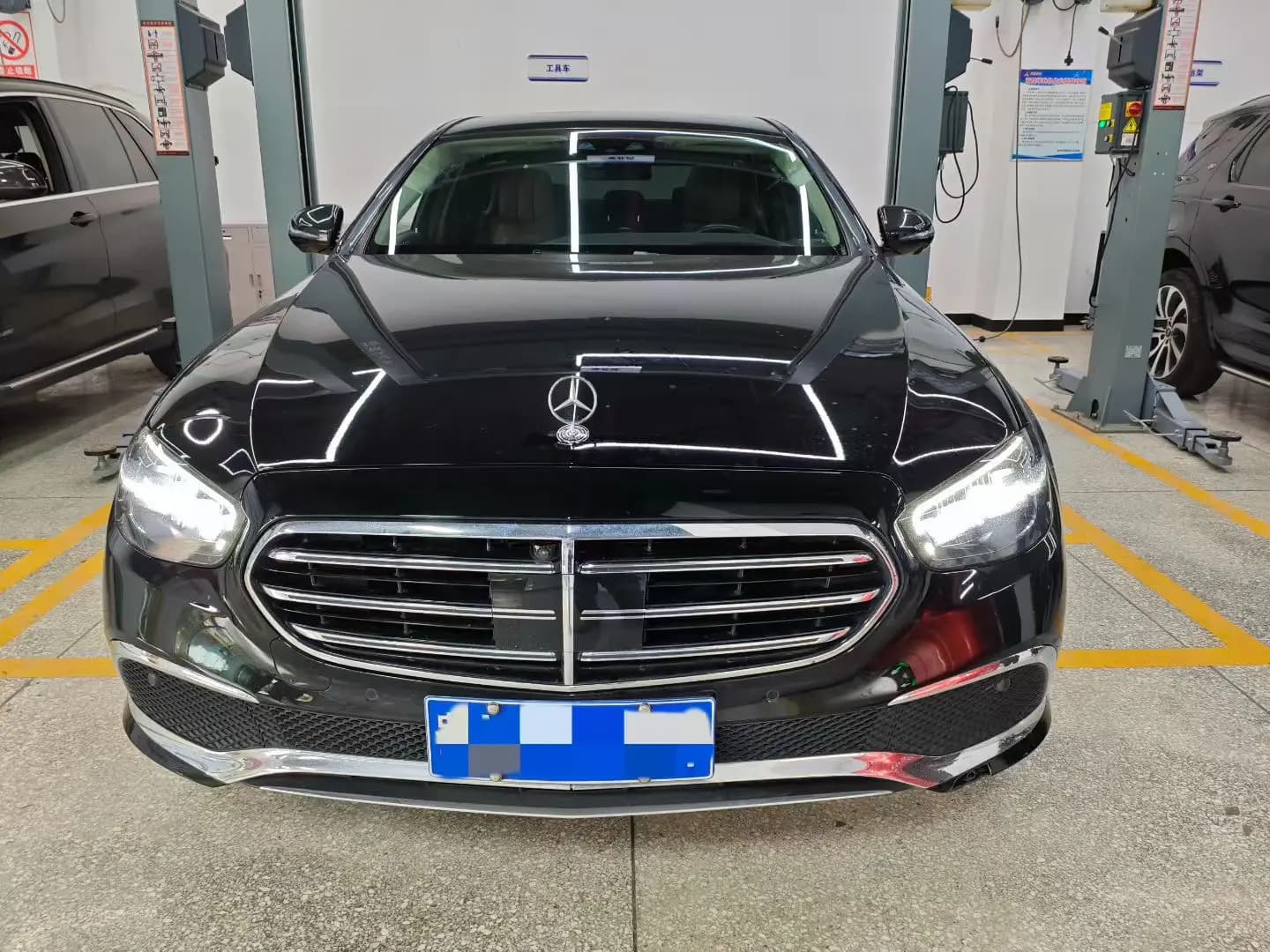 Mercedes-Benz E-Class 2023 г. 60075 км. — фото 2