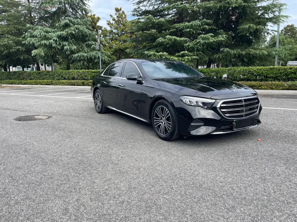 Mercedes-Benz E-Class 2024 г. 8009 км. — фото 2