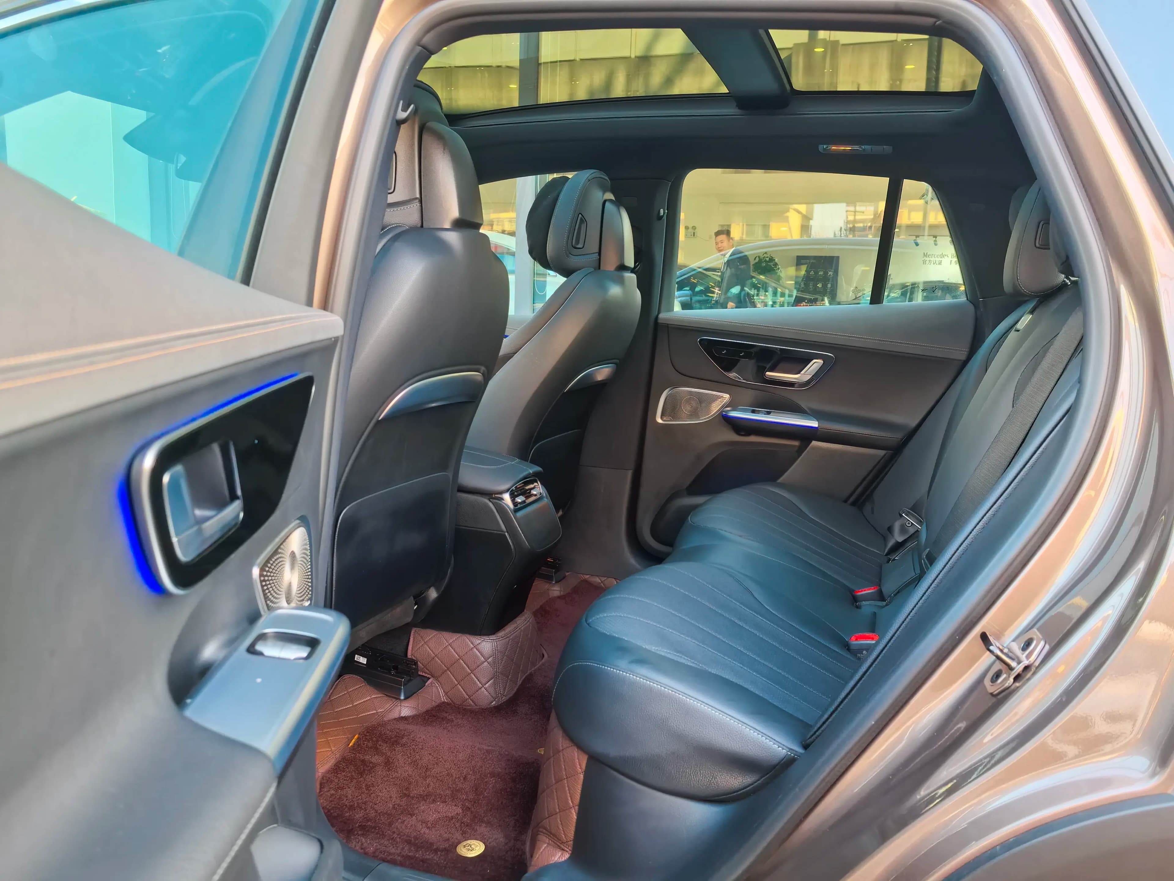 Mercedes-Benz EQE SUV 2023 г. 57129 км. — фото 11