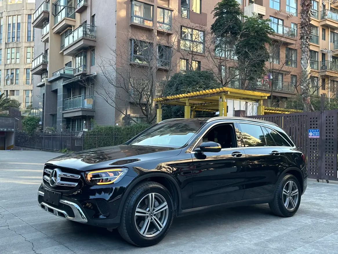 Mercedes-Benz GLC 2021 г. 44148 км.