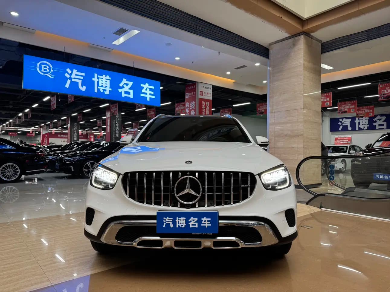 Mercedes-Benz GLC 2021 г. 88849 км. — фото 2