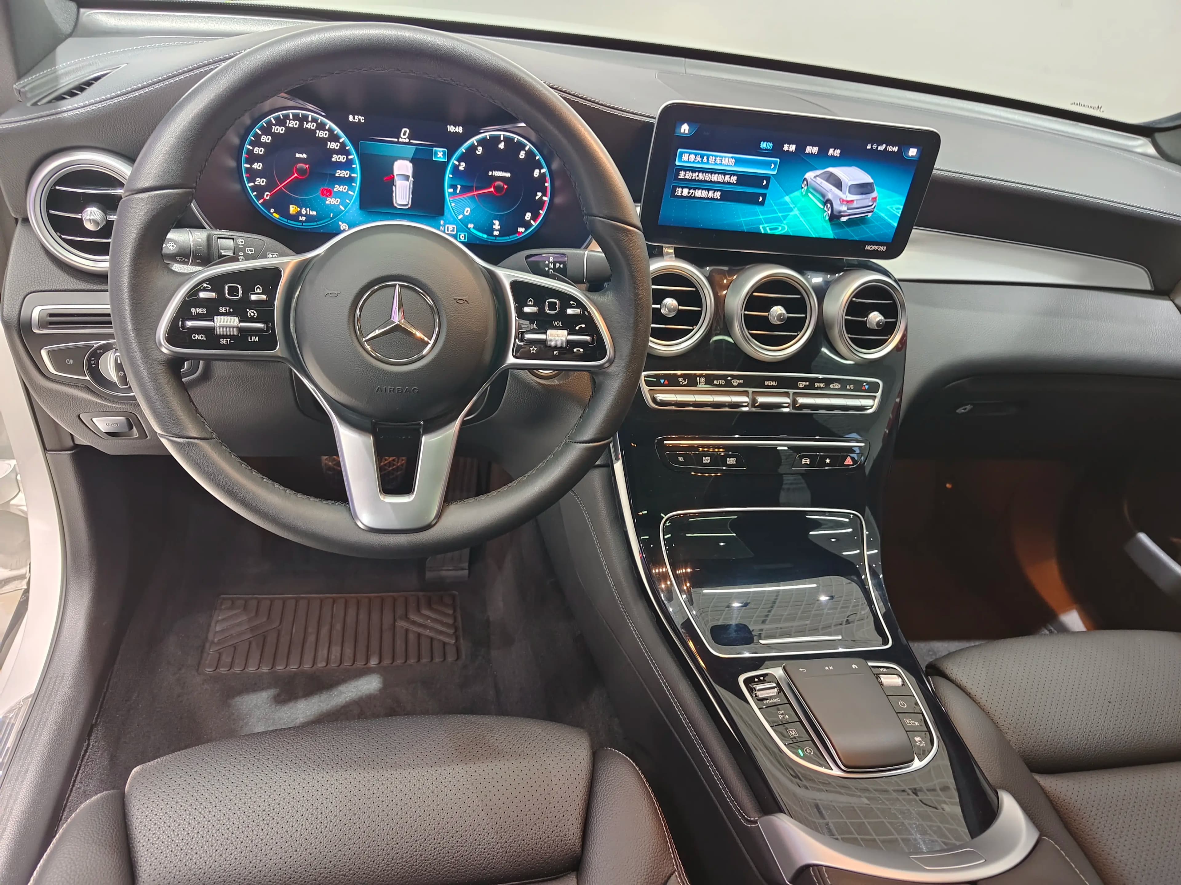 Mercedes-Benz GLC 2021 г. 44000 км. — фото 11