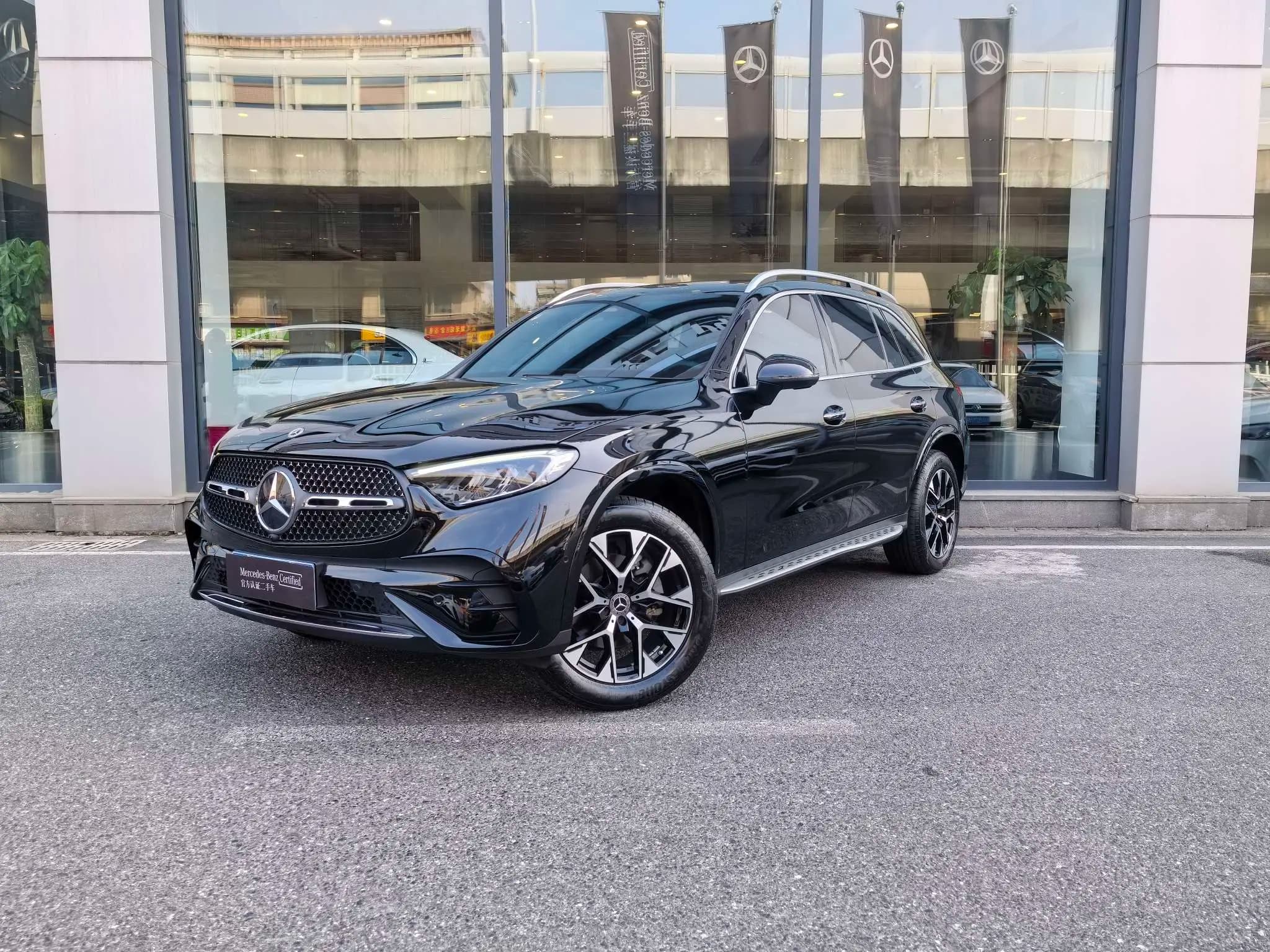 Mercedes-Benz GLC 2024 г. 15007 км.