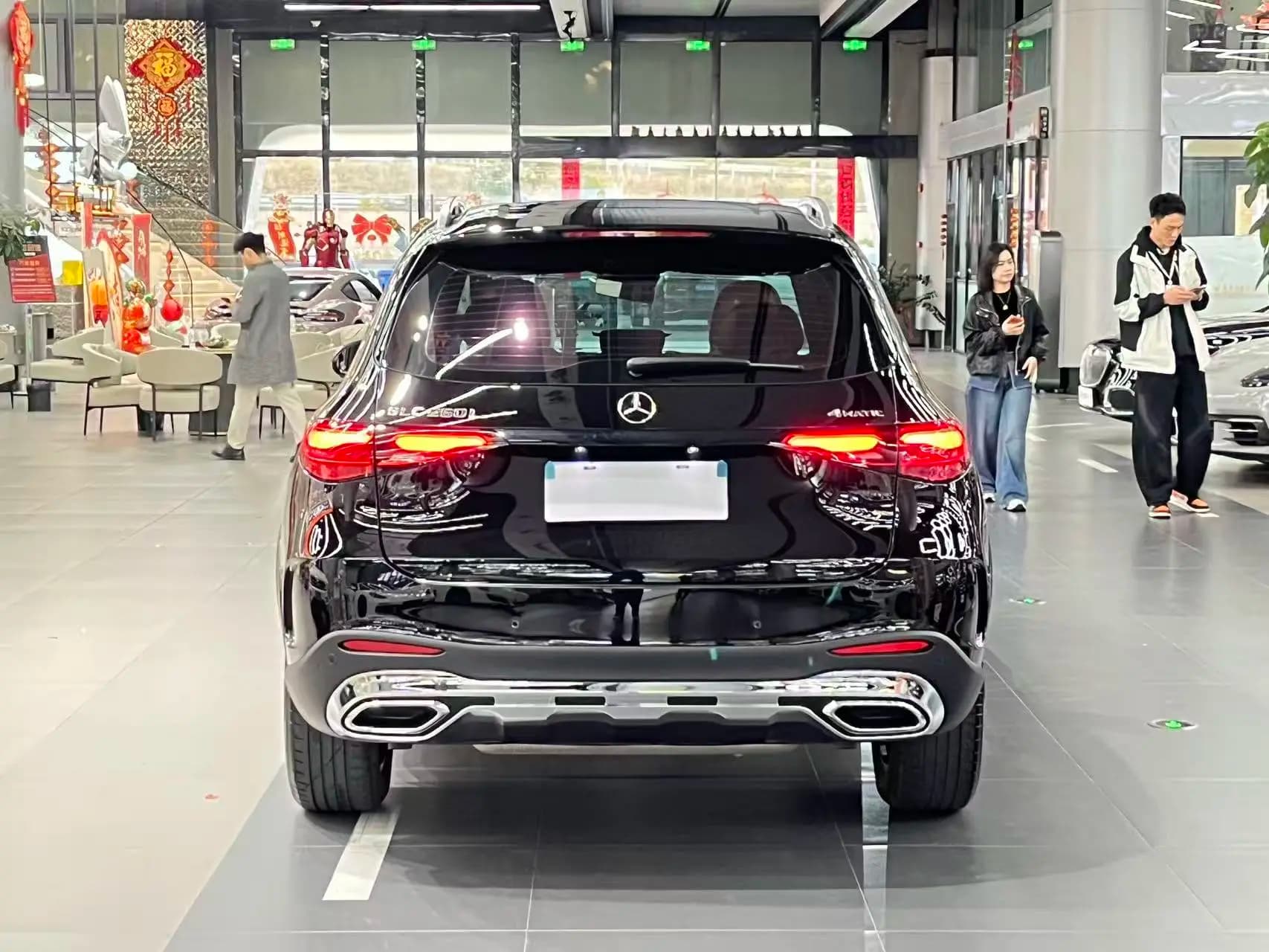 Mercedes-Benz GLC 2024 г. 29010 км. — фото 5