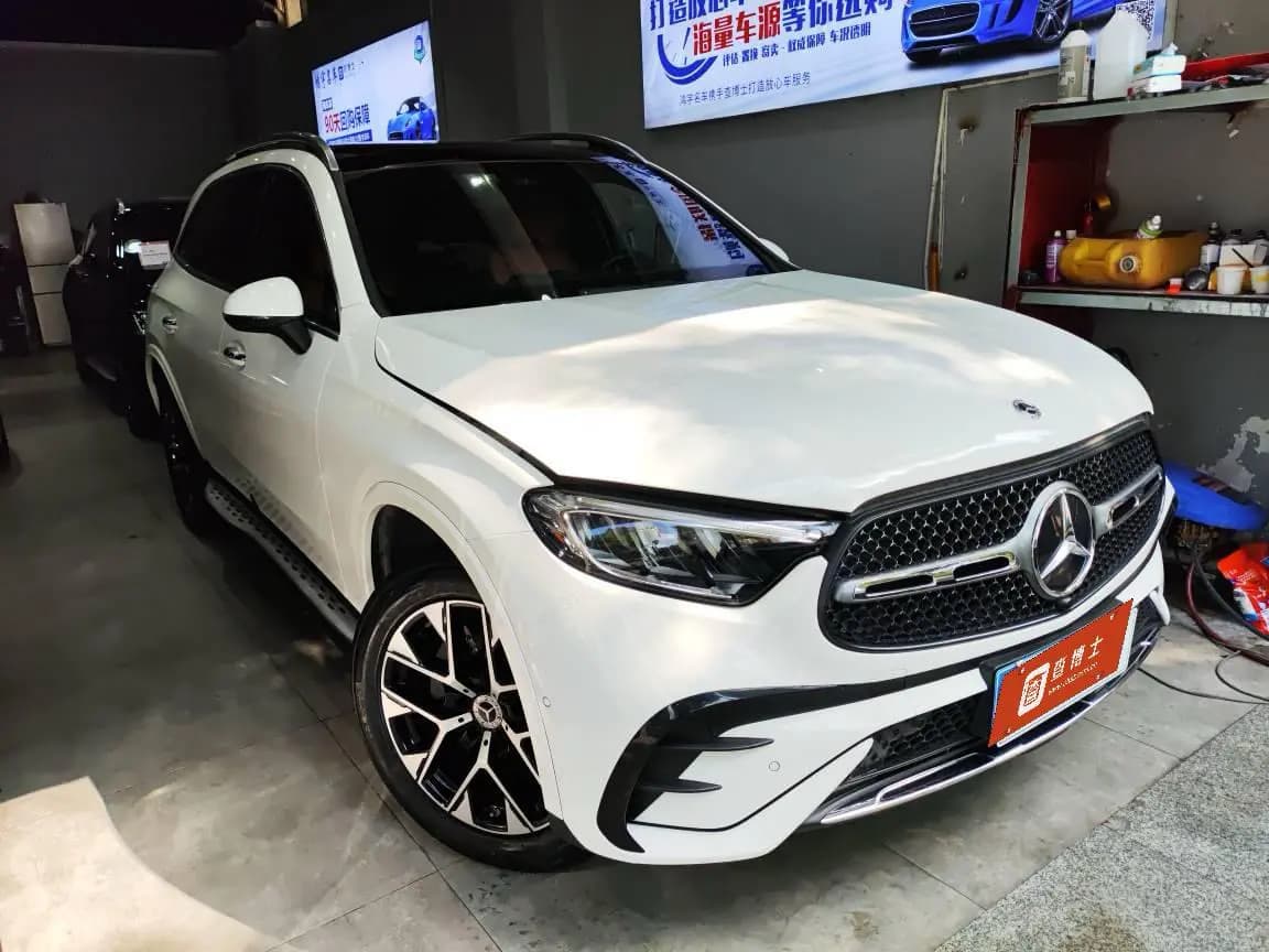 Mercedes-Benz GLC 2023 г. 70036 км. — фото 2