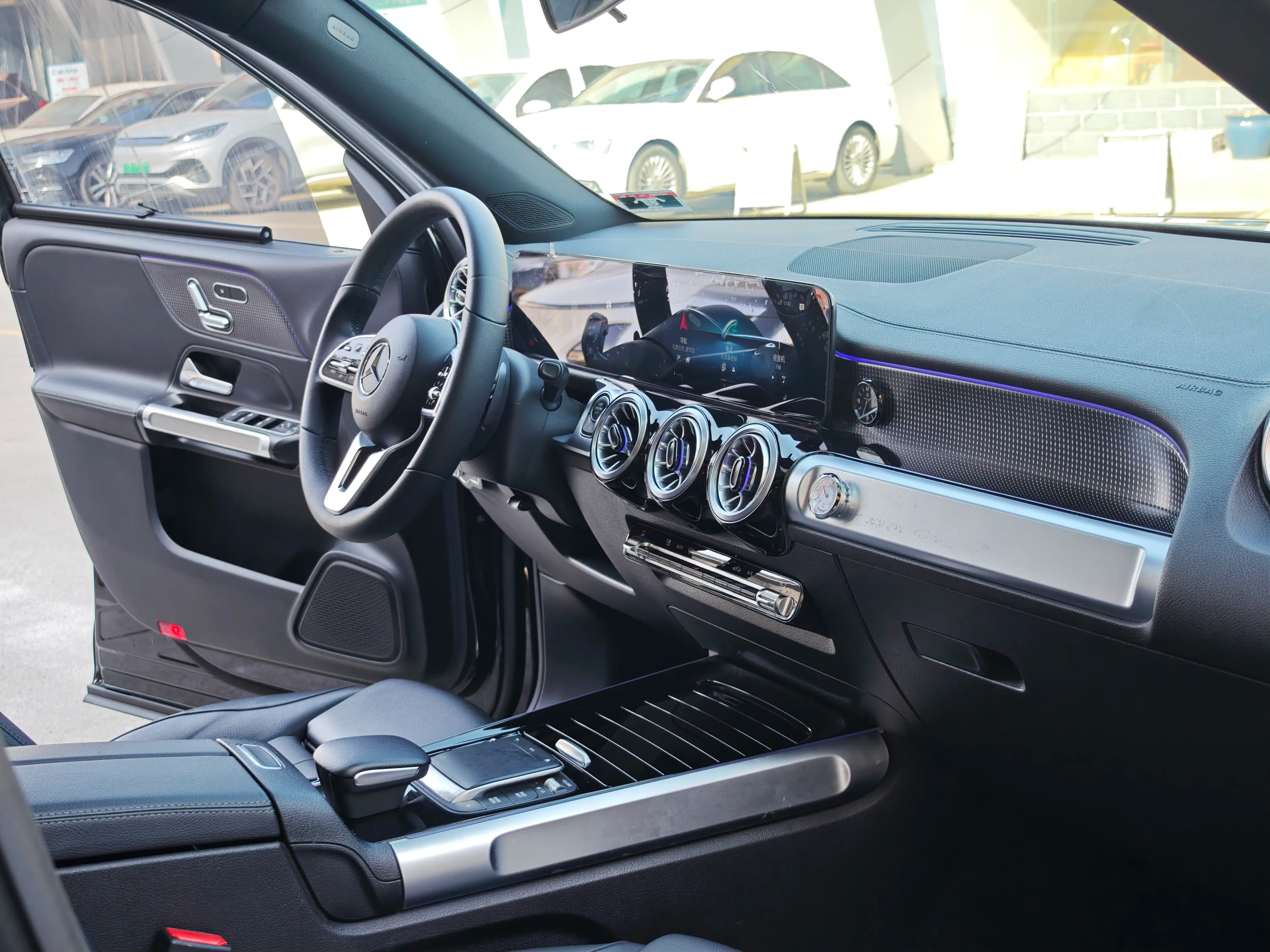 Mercedes-Benz GLB 2021 г. 50294 км. — фото 15