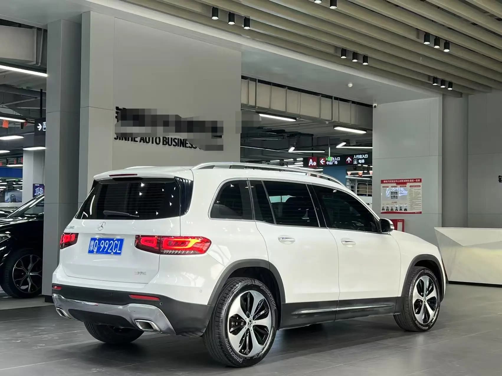 Mercedes-Benz GLB 2023 г. 30095 км. — фото 6