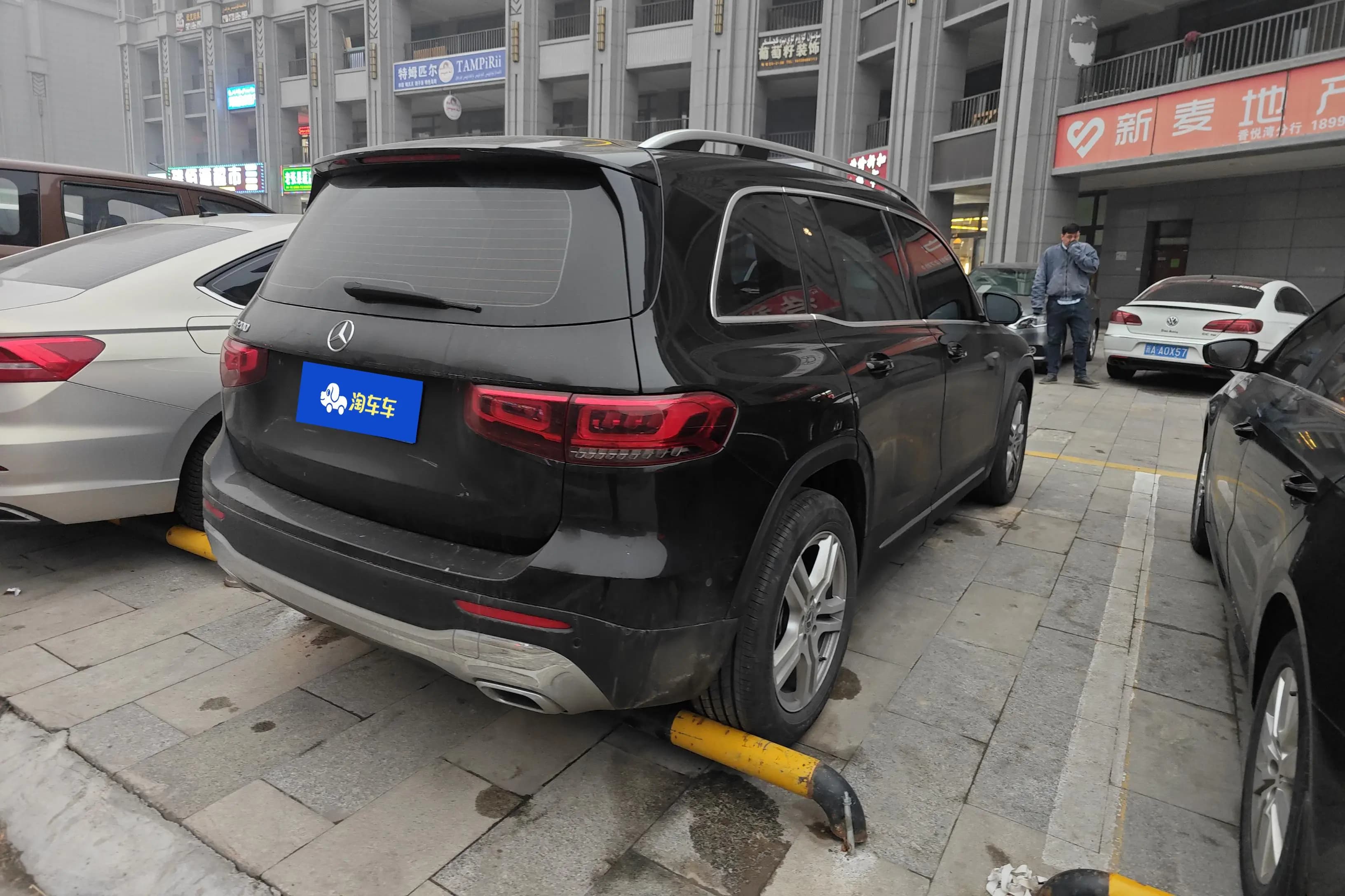 Mercedes-Benz GLB 2023 г. 49196 км. — фото 3