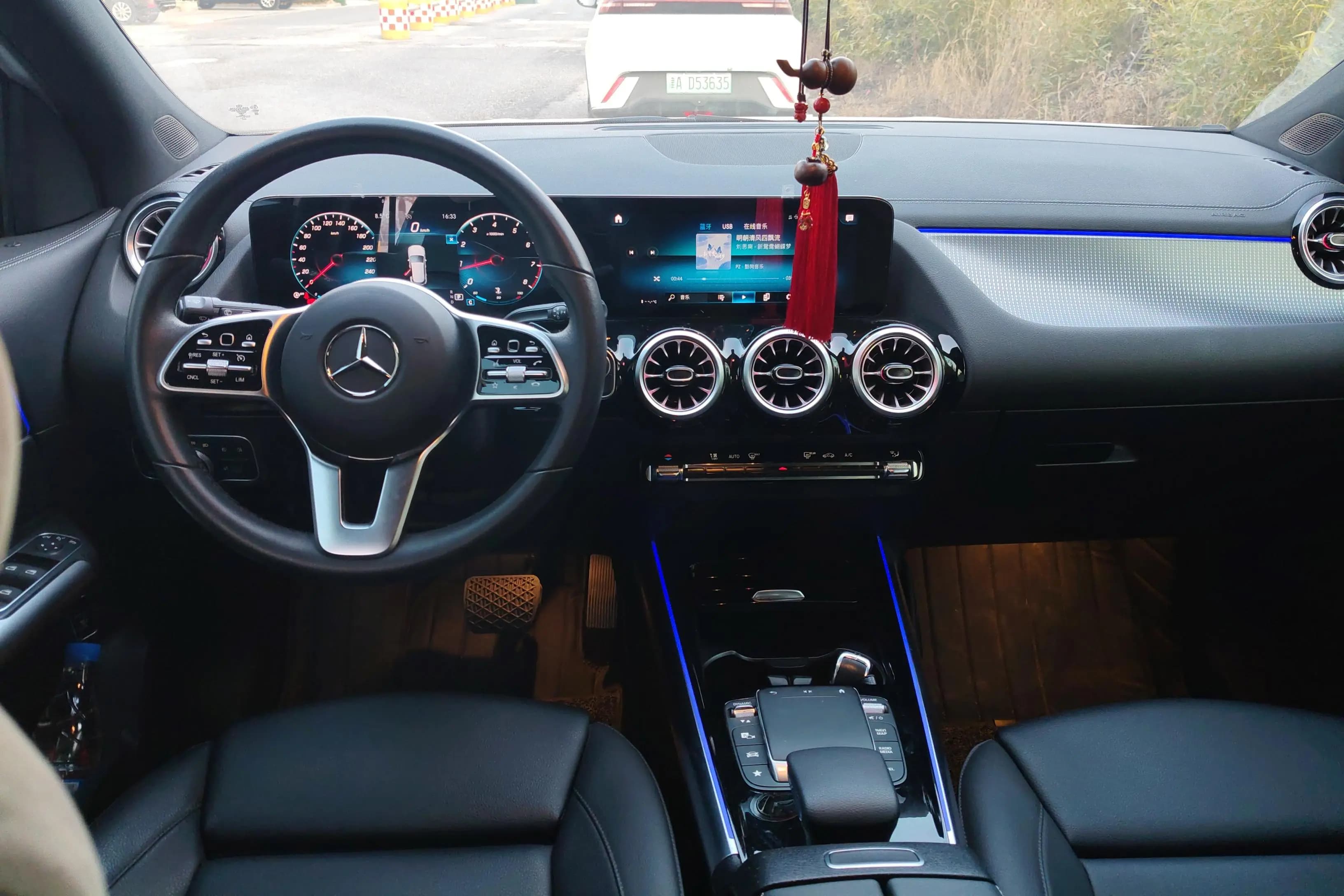Mercedes-Benz GLA 2021 г. 35353 км. — фото 10