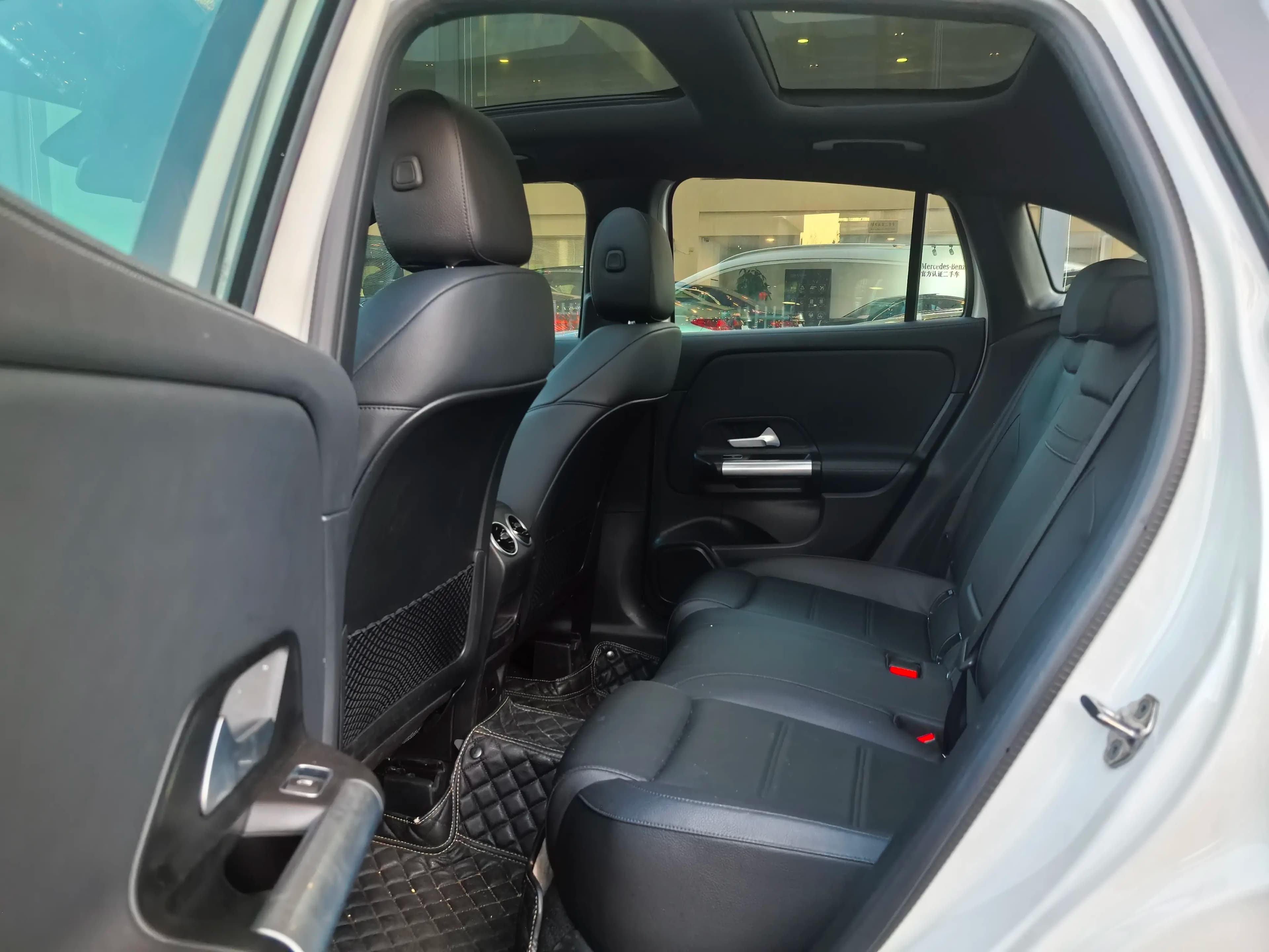 Mercedes-Benz GLA 2023 г. 41056 км. — фото 11