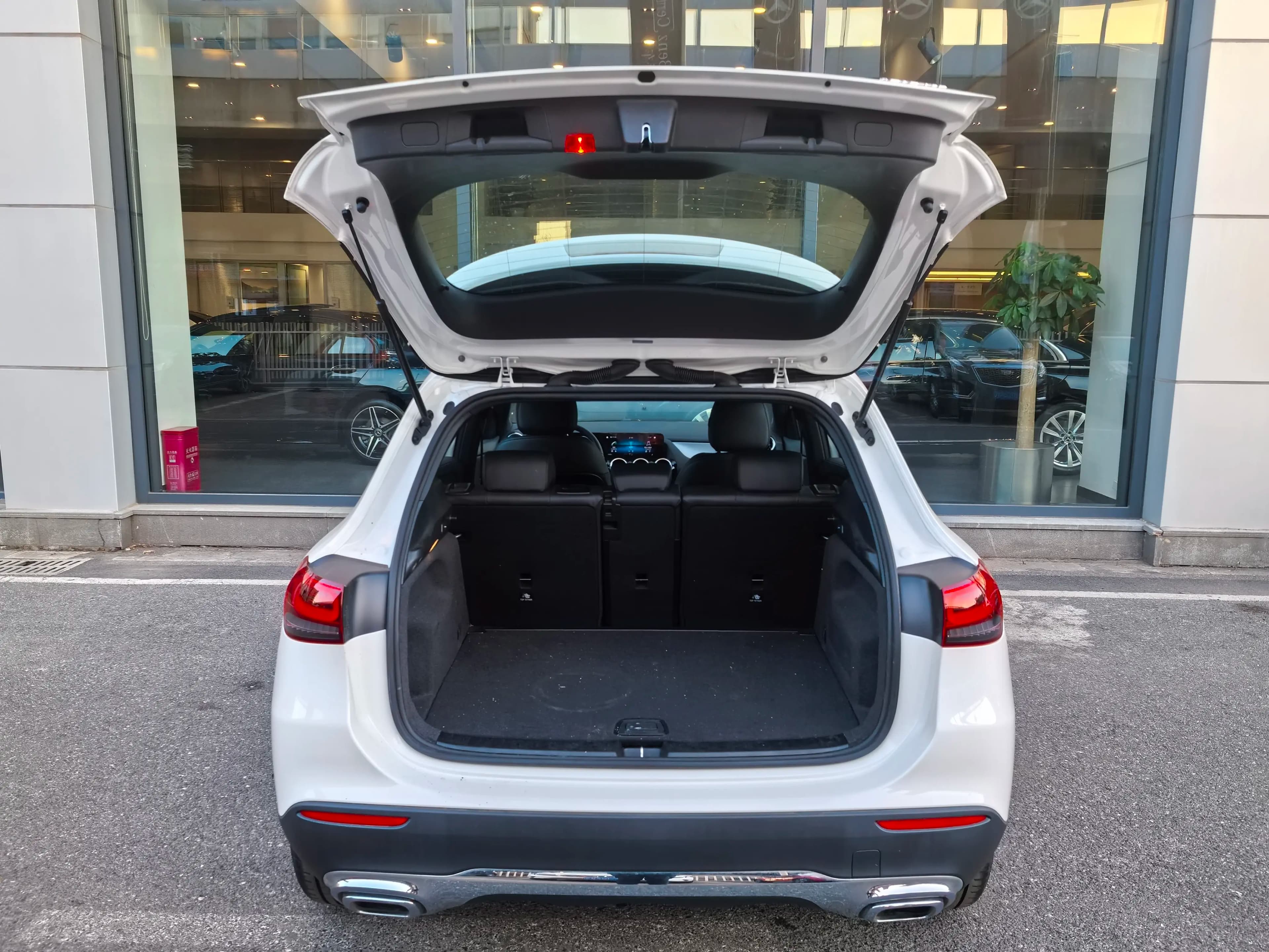 Mercedes-Benz GLA 2023 г. 41056 км. — фото 12