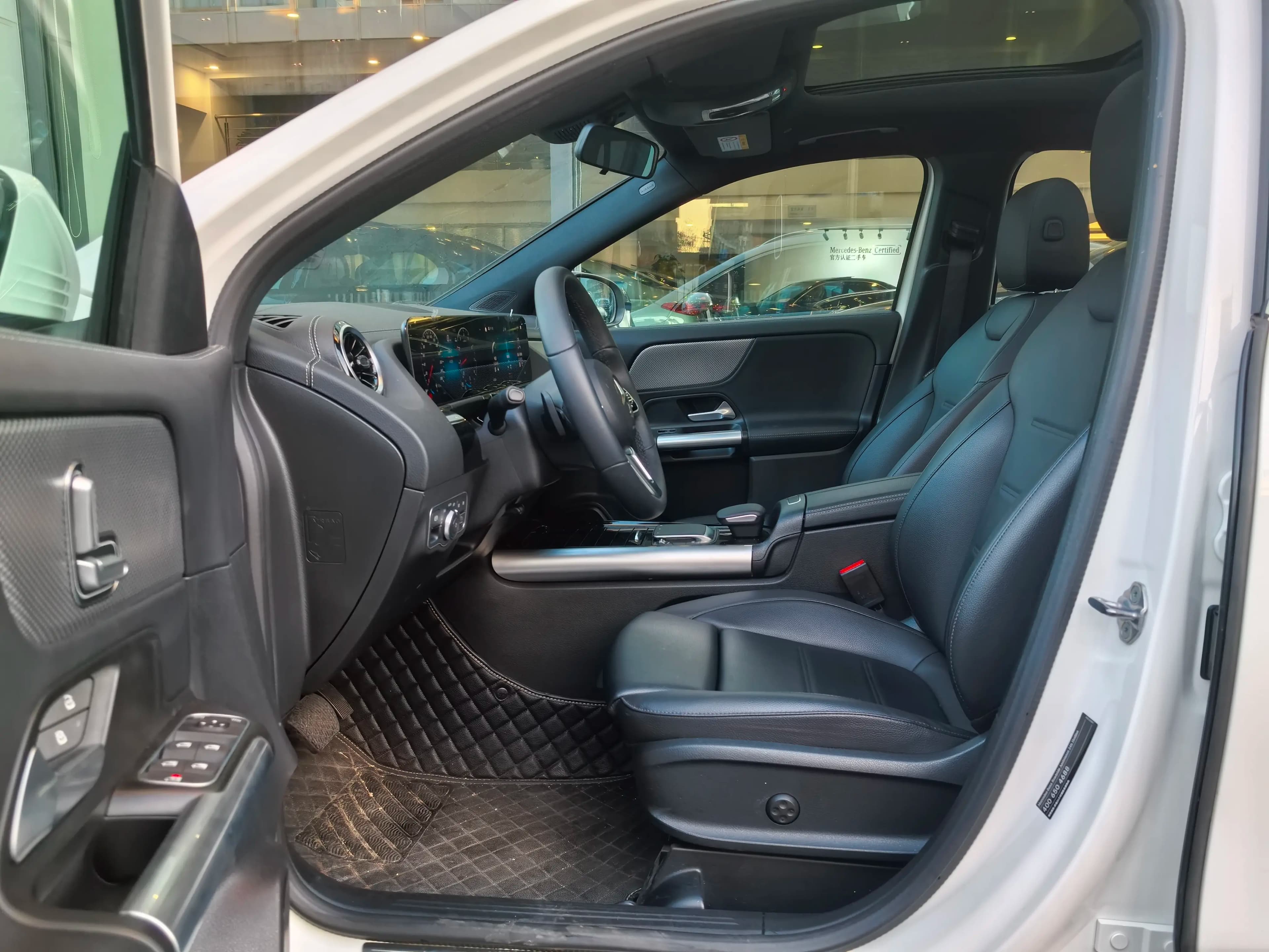 Mercedes-Benz GLA 2023 г. 41056 км. — фото 10
