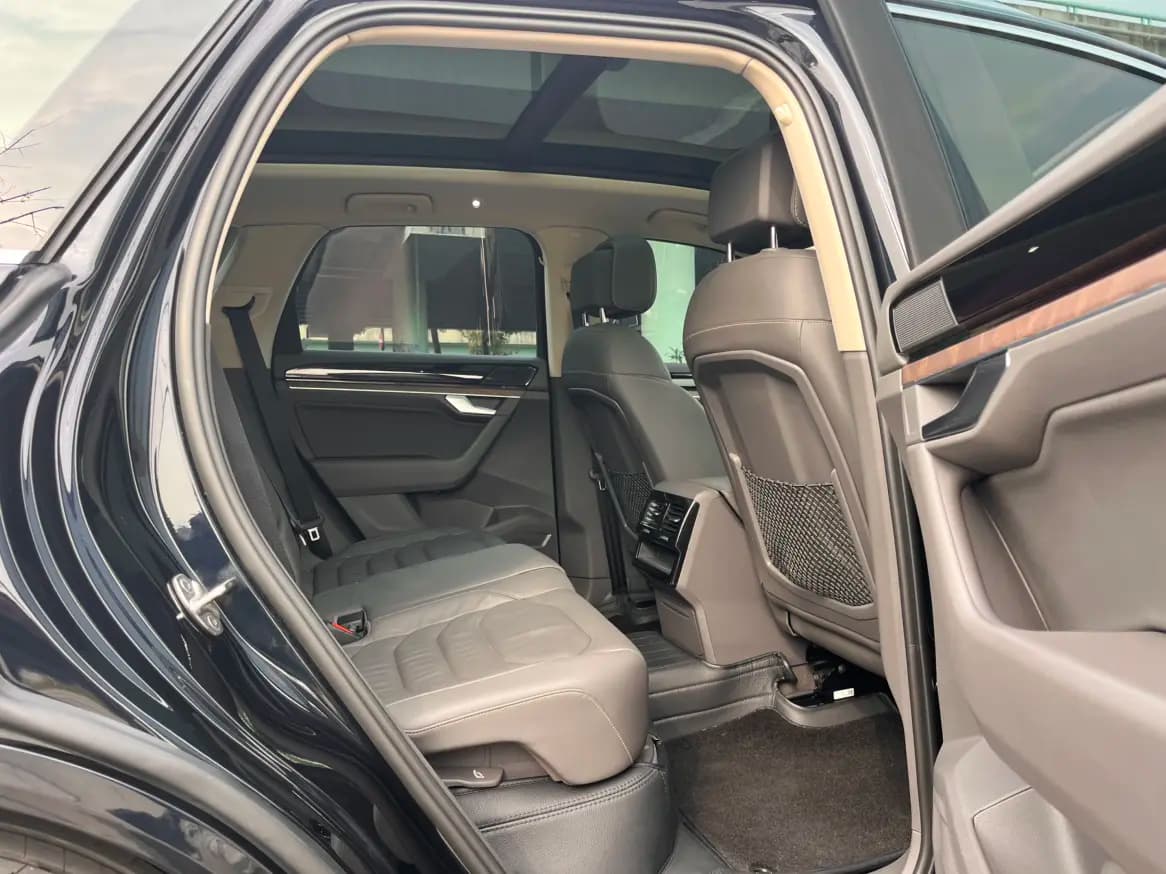 Volkswagen Touareg 2022 г. 65108 км. — фото 13