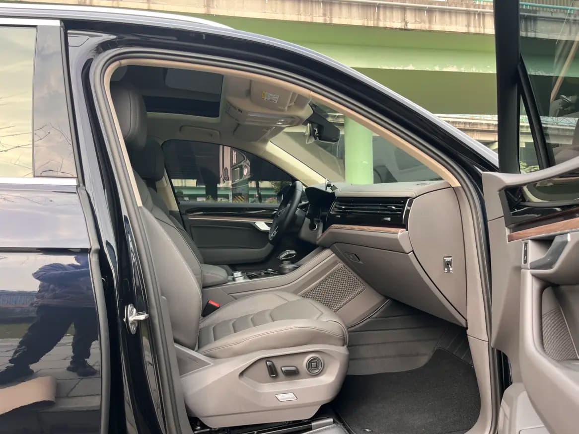 Volkswagen Touareg 2022 г. 65108 км. — фото 9