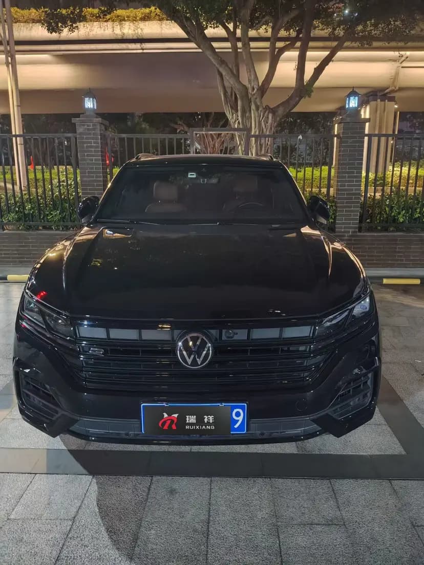 Volkswagen Touareg 2022 г. 40109 км. — фото 2