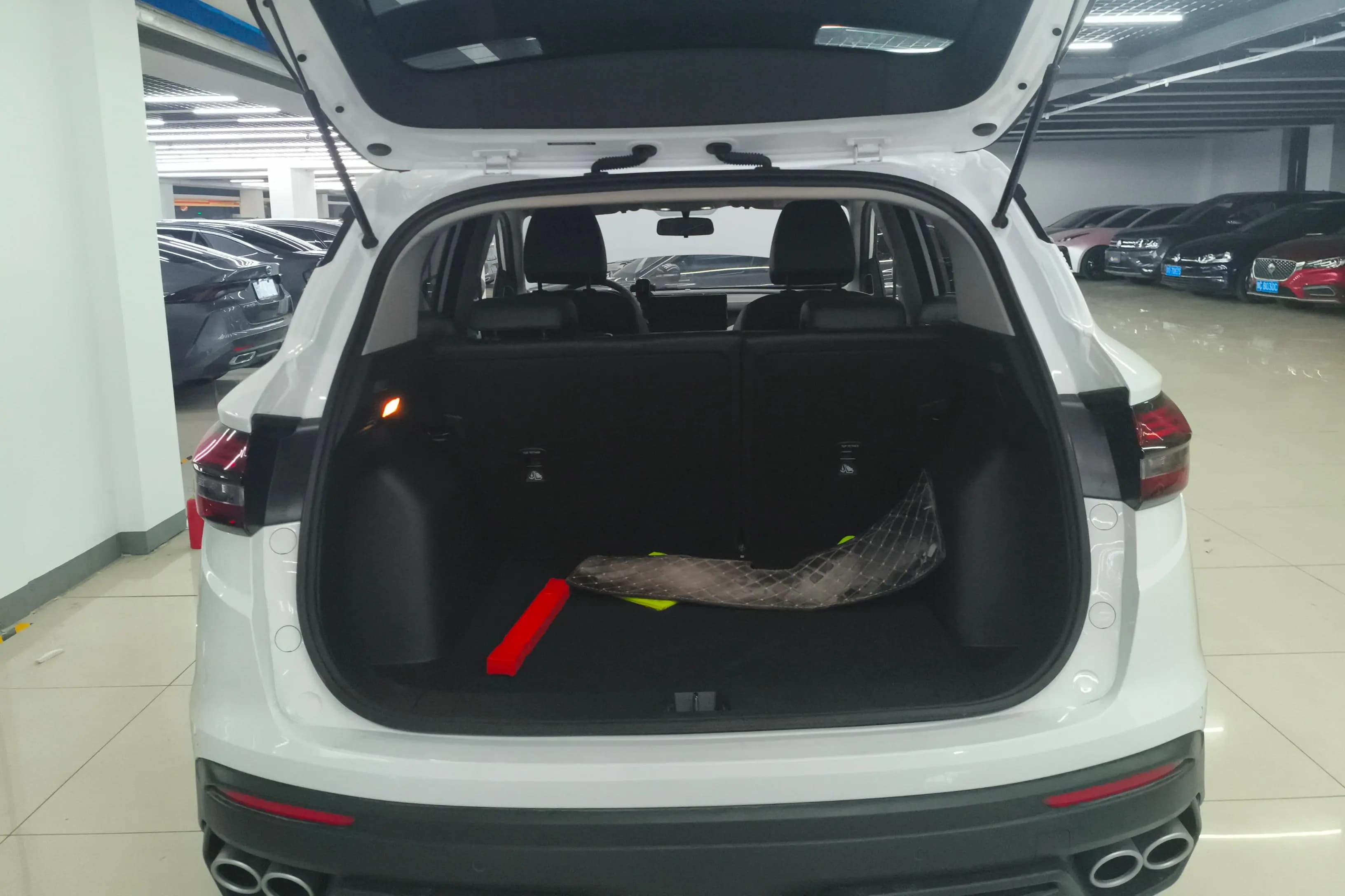 Geely Coolray SX11 2025 г. 1300 км. — фото 17