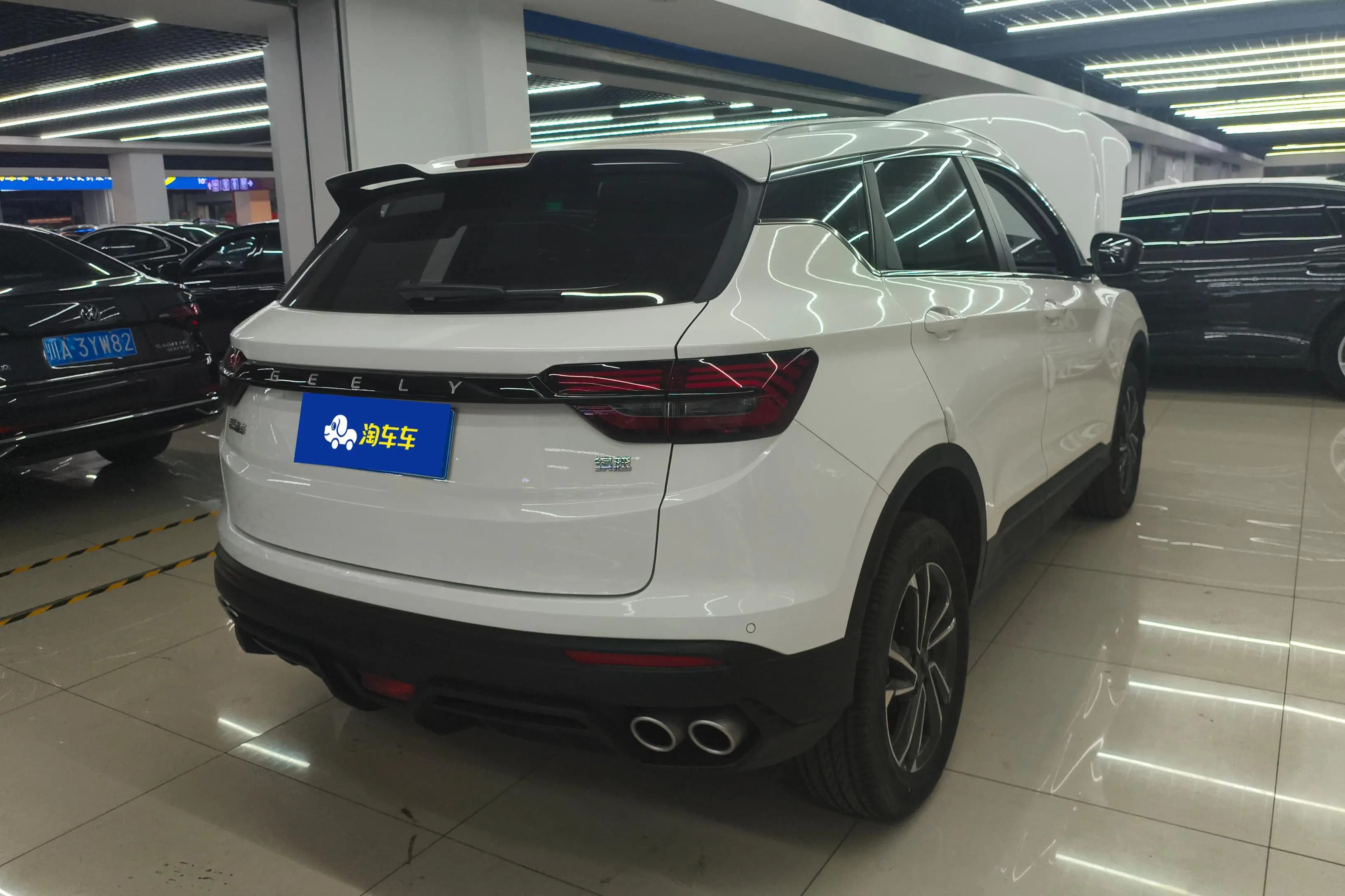 Geely Coolray SX11 2025 г. 1300 км. — фото 3