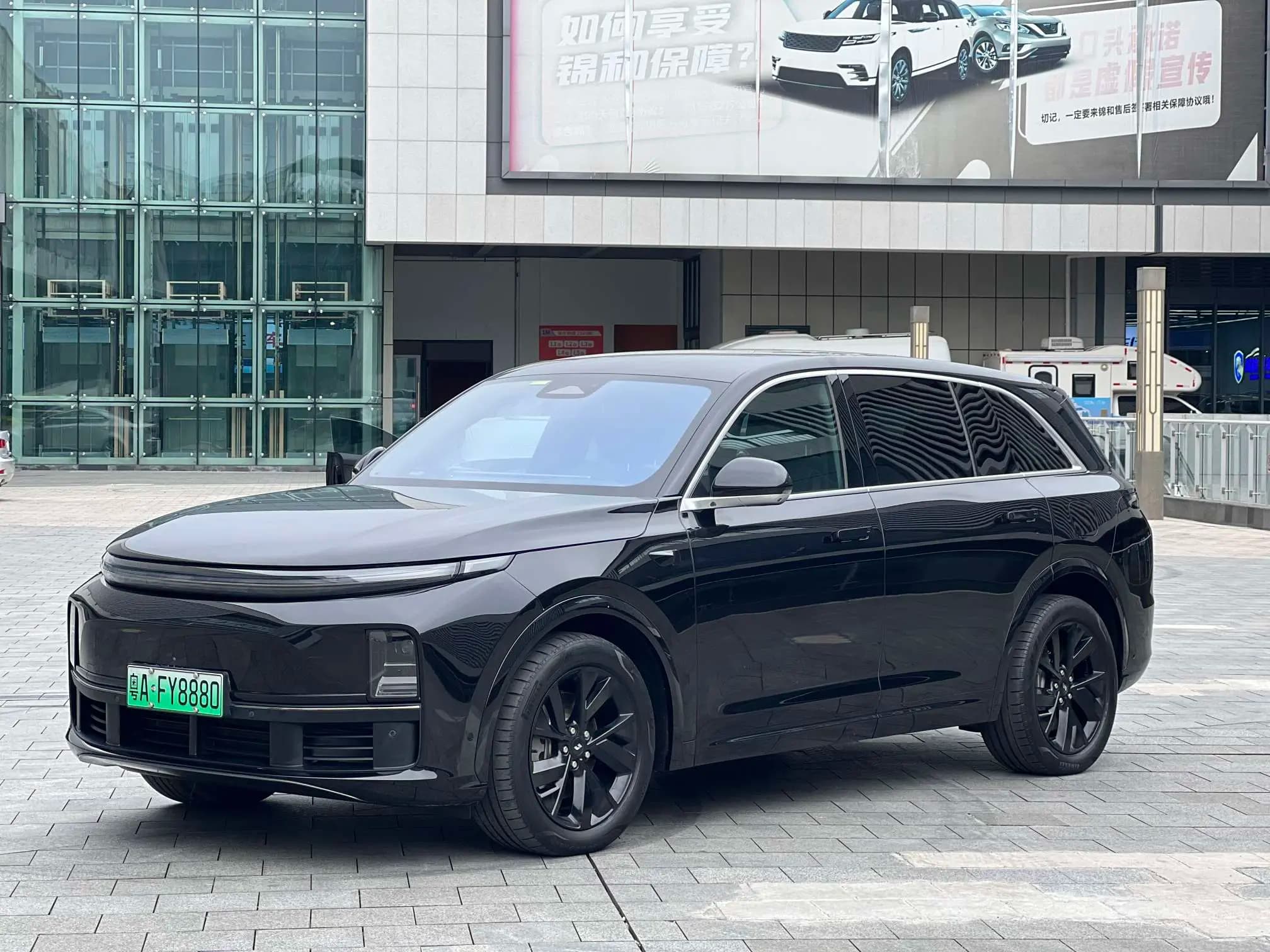 Lixiang L7 2023 г. 76141 км.