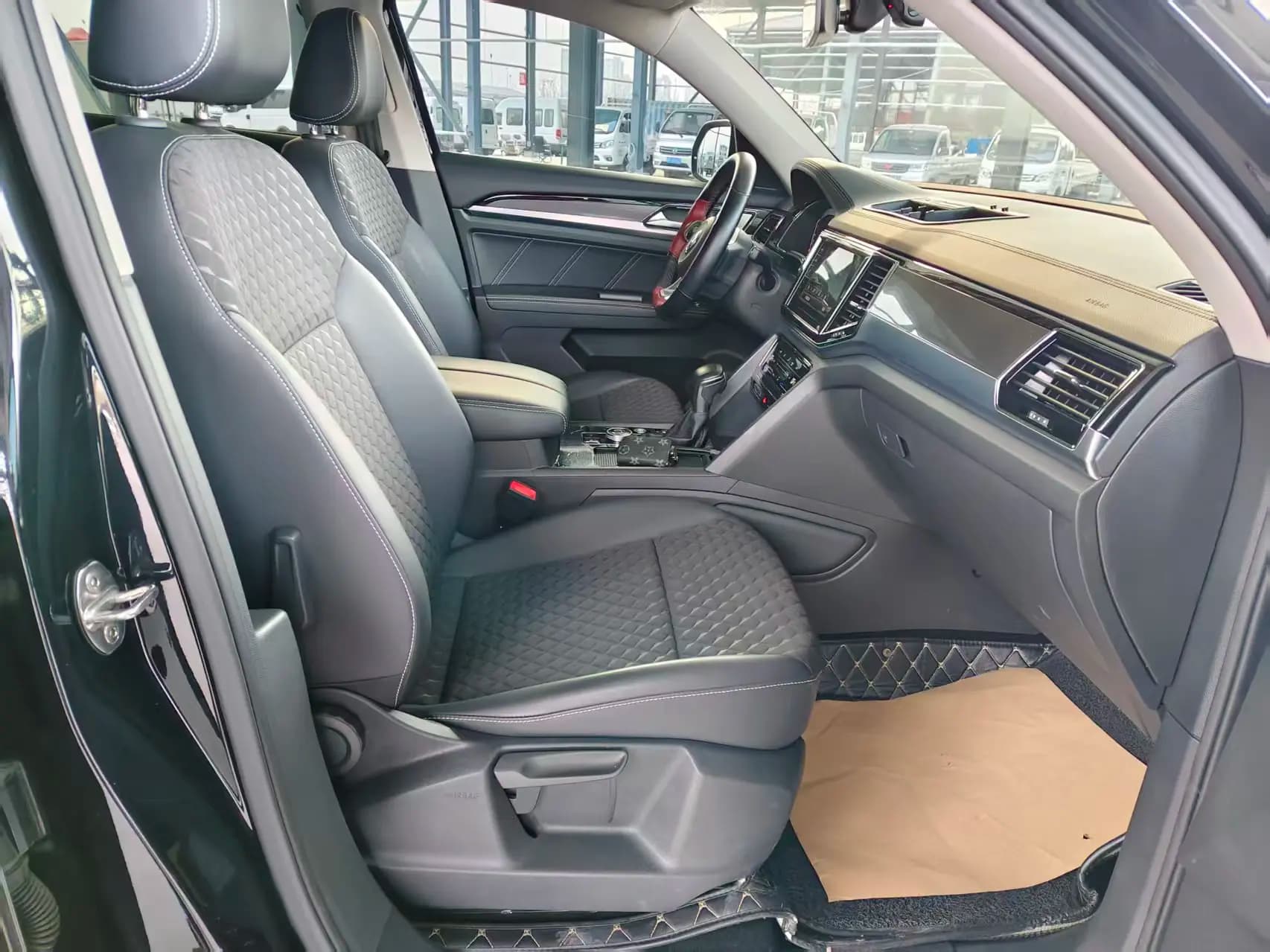 Volkswagen Teramont 2021 г. 50046 км. — фото 6