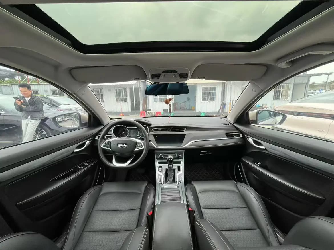 Geely Emgrand 2021 г. 34117 км. — фото 7
