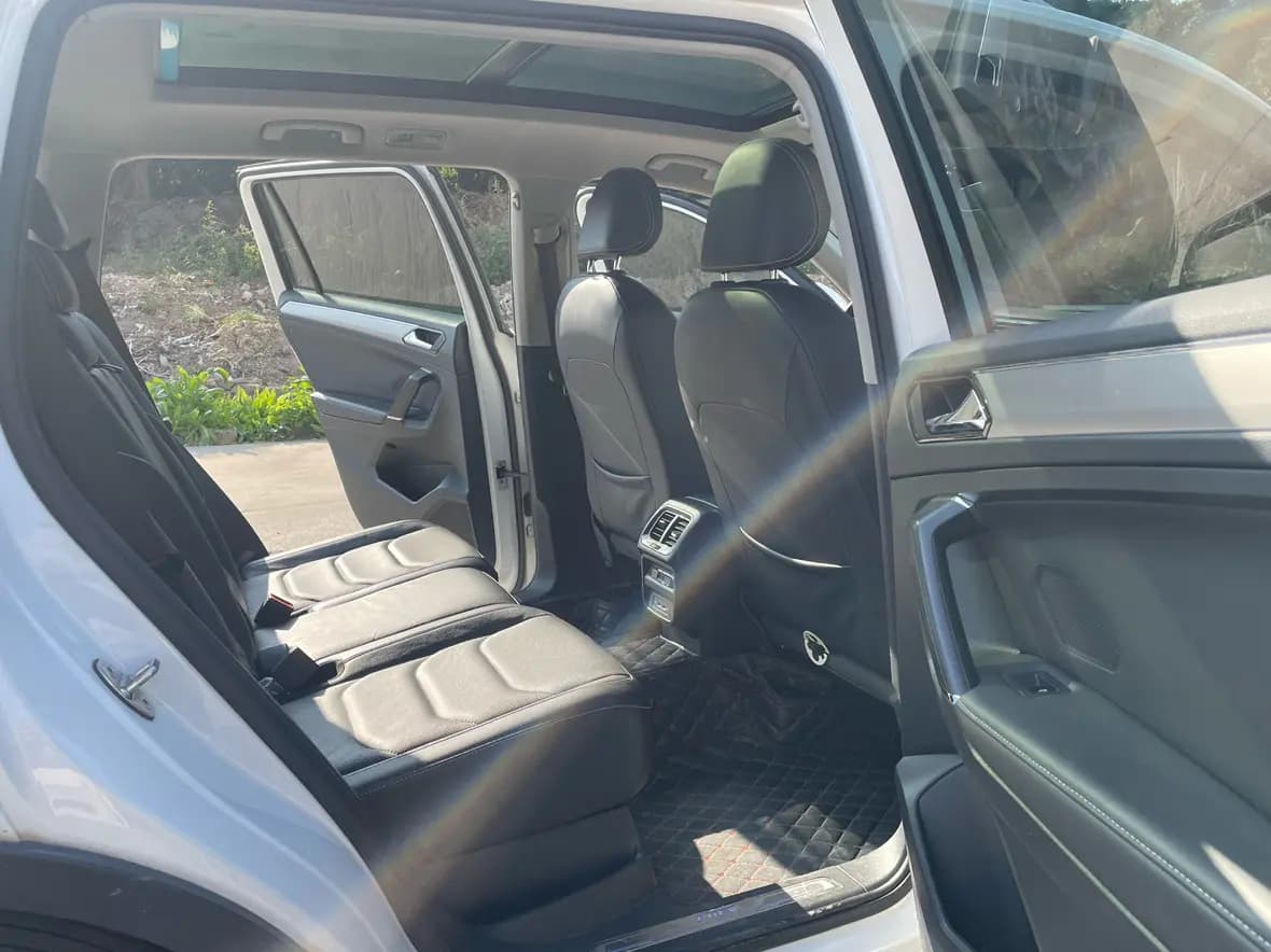 Volkswagen Tiguan L PHEV 2021 г. 80045 км. — фото 11