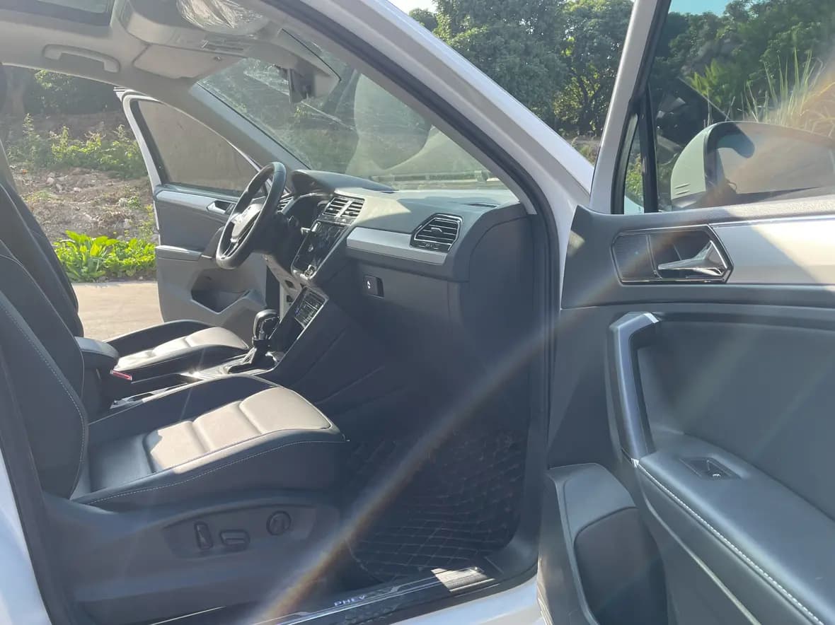 Volkswagen Tiguan L PHEV 2021 г. 80045 км. — фото 6
