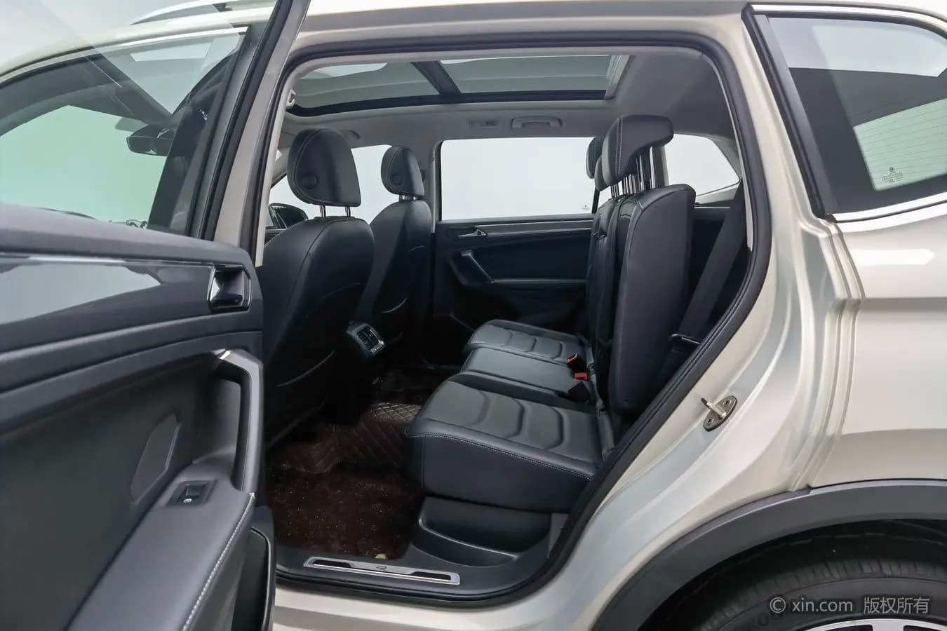 Volkswagen Tiguan L 2021 г. 47609 км. — фото 10