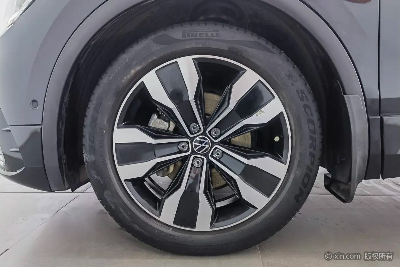 Volkswagen Tiguan L 2022 г. 87511 км. — фото 7