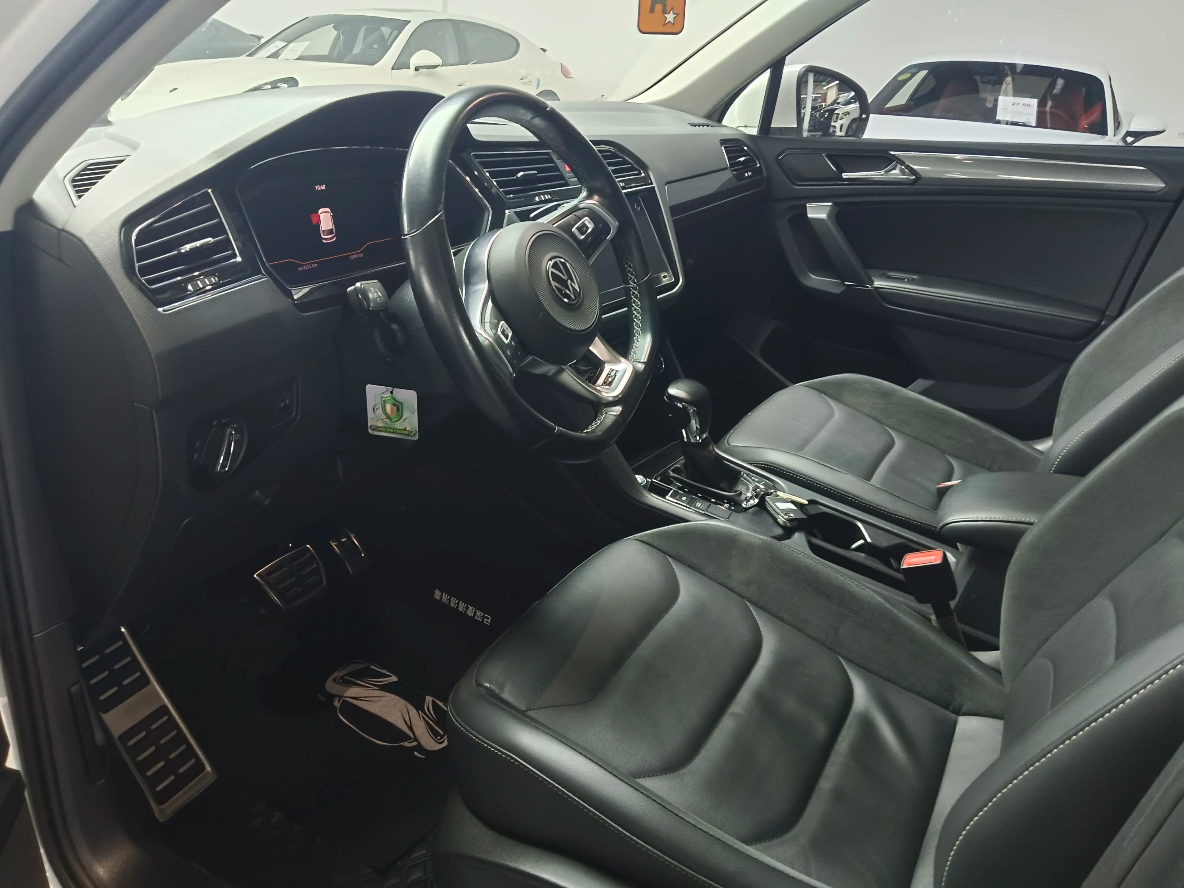 Volkswagen Tiguan L 2021 г. 54113 км. — фото 13