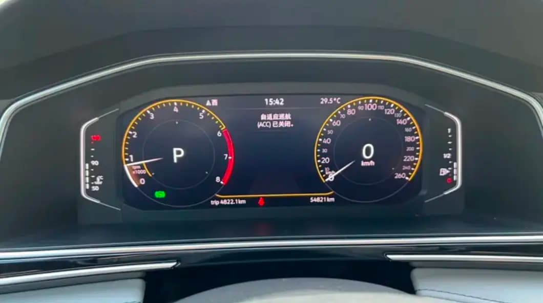 Volkswagen Tiguan L 2021 г. 54113 км. — фото 10