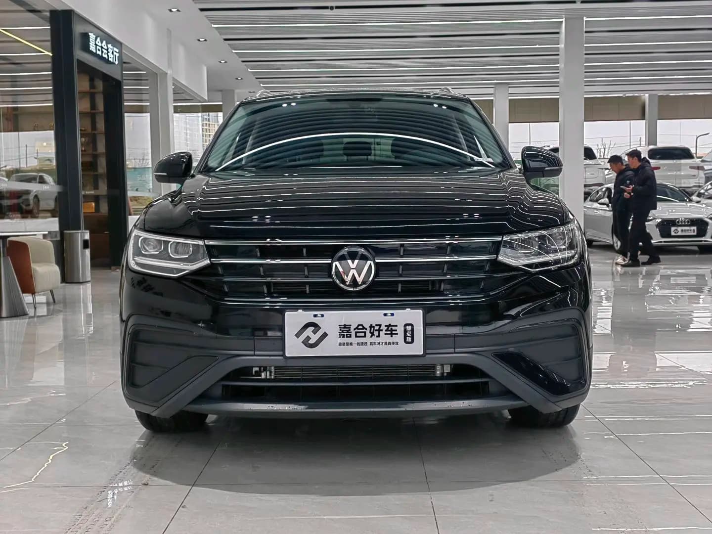Volkswagen Tiguan L 2025 г. 11116 км. — фото 2