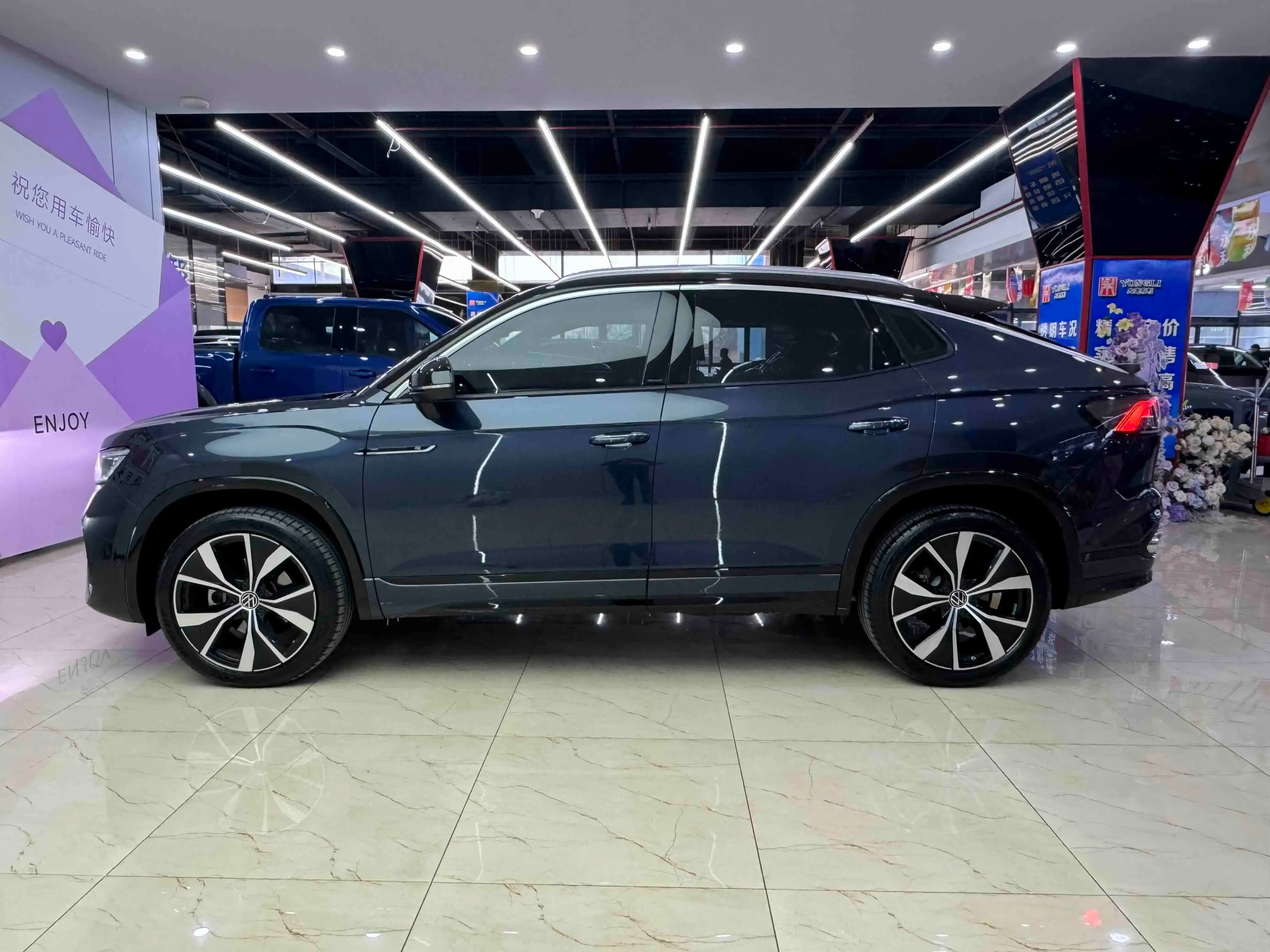 Volkswagen Tayron X 2024 г. 10063 км.