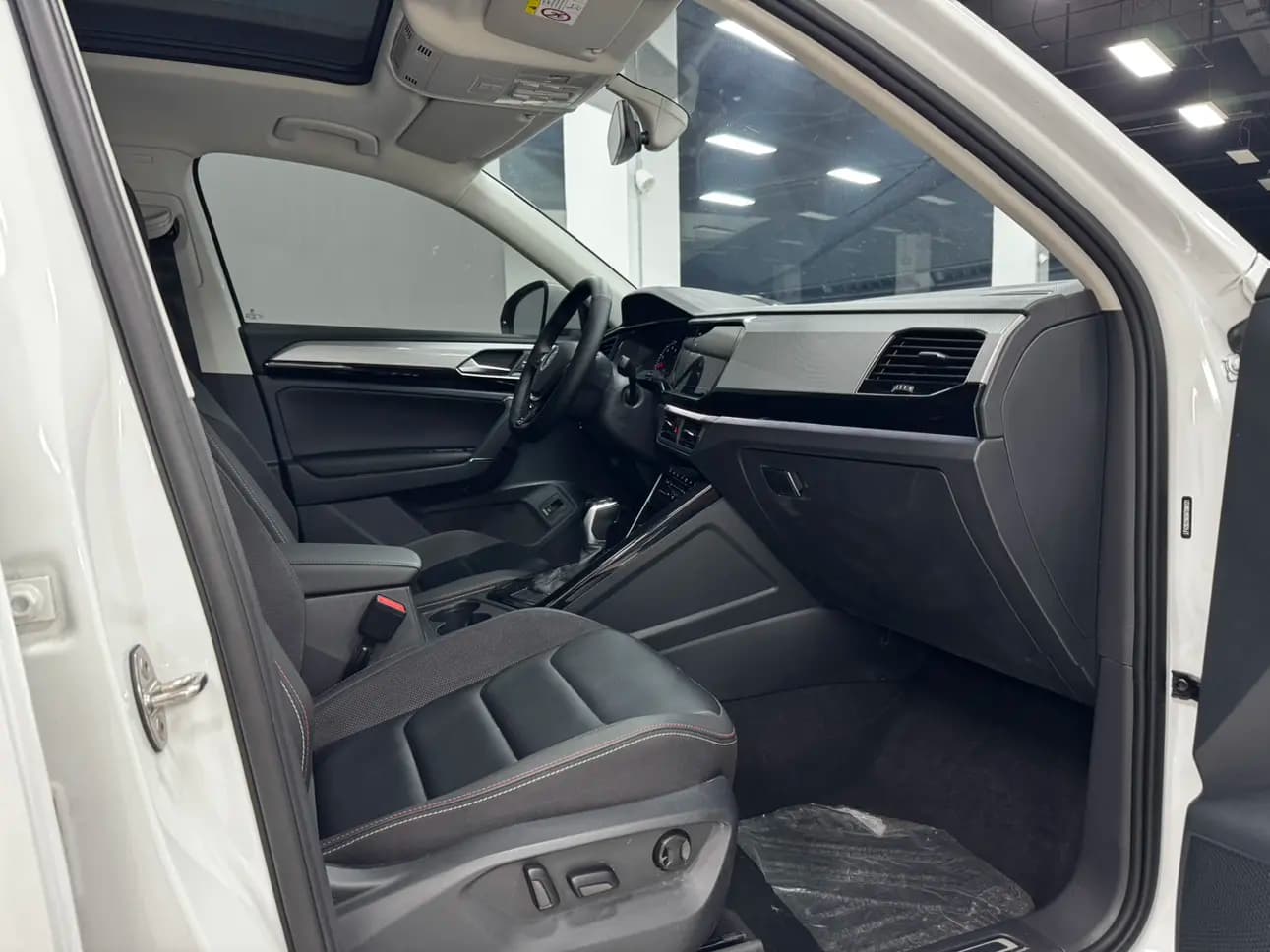Volkswagen Tayron 2022 г. 50009 км. — фото 17