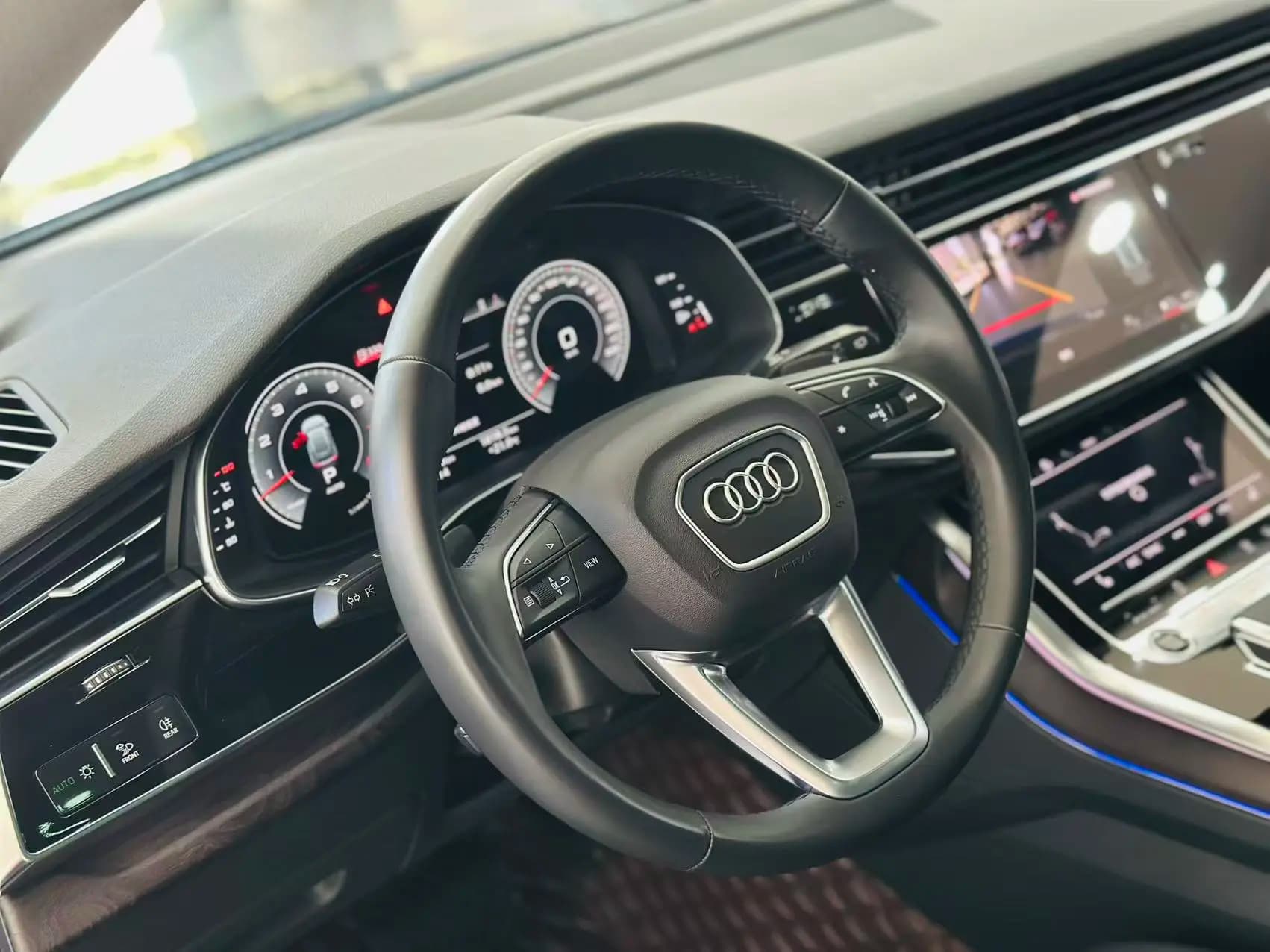 Audi Q8 2021 г. 50006 км. — фото 17